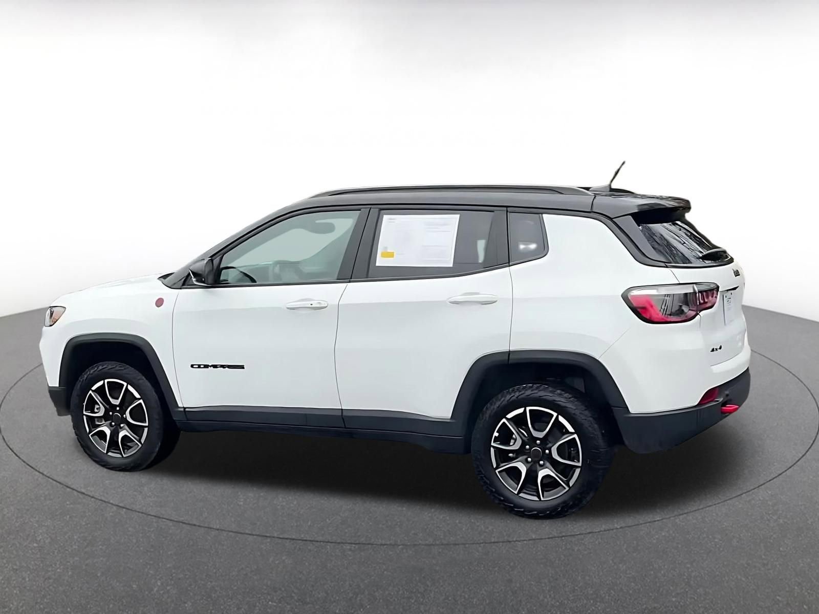 Thumbnail: 2025 Jeep Compass - 10