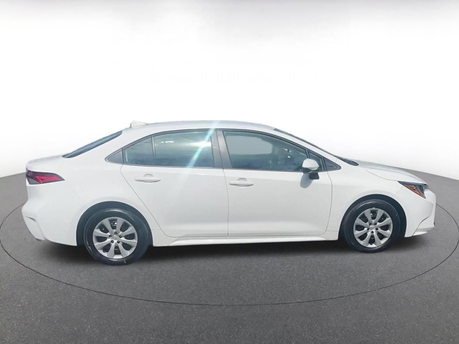 Thumbnail: 2025 Toyota Corolla - 16