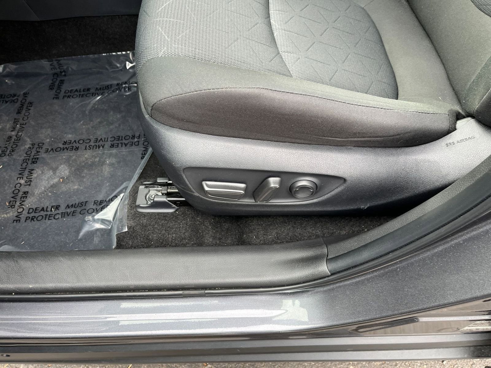 Thumbnail: 2025 Toyota RAV4 - 23