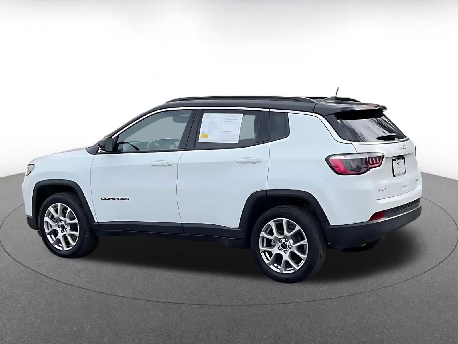 Thumbnail: 2025 Jeep Compass - 11