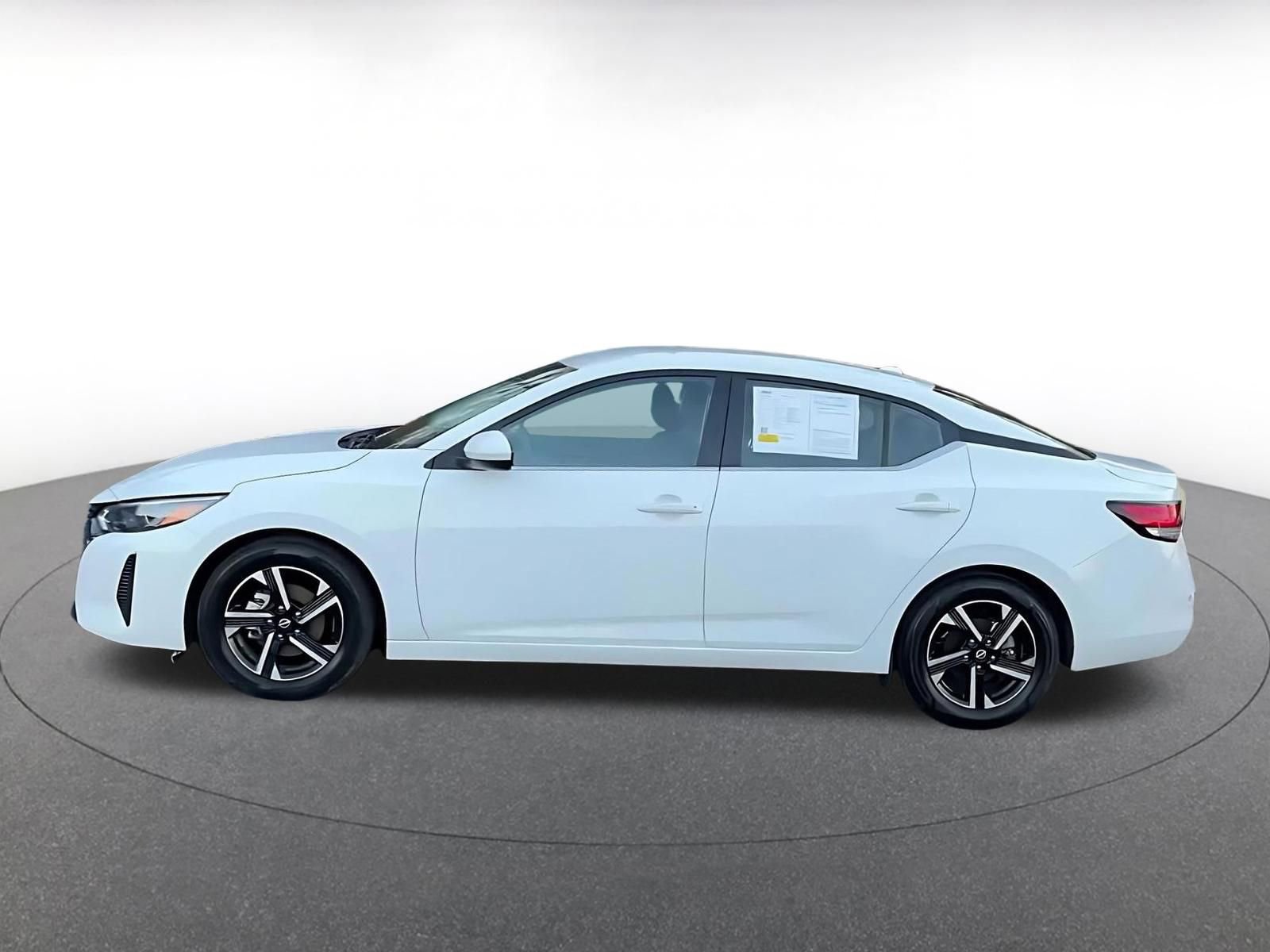 Thumbnail: 2025 Nissan Sentra - 9