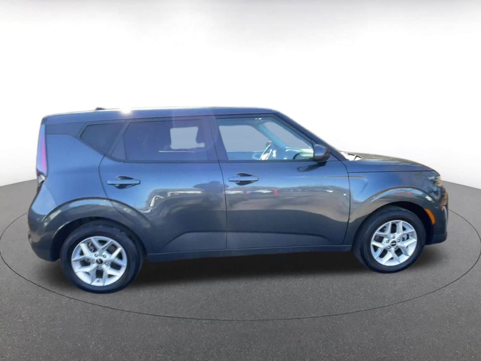 Thumbnail: 2025 Kia Soul - 16