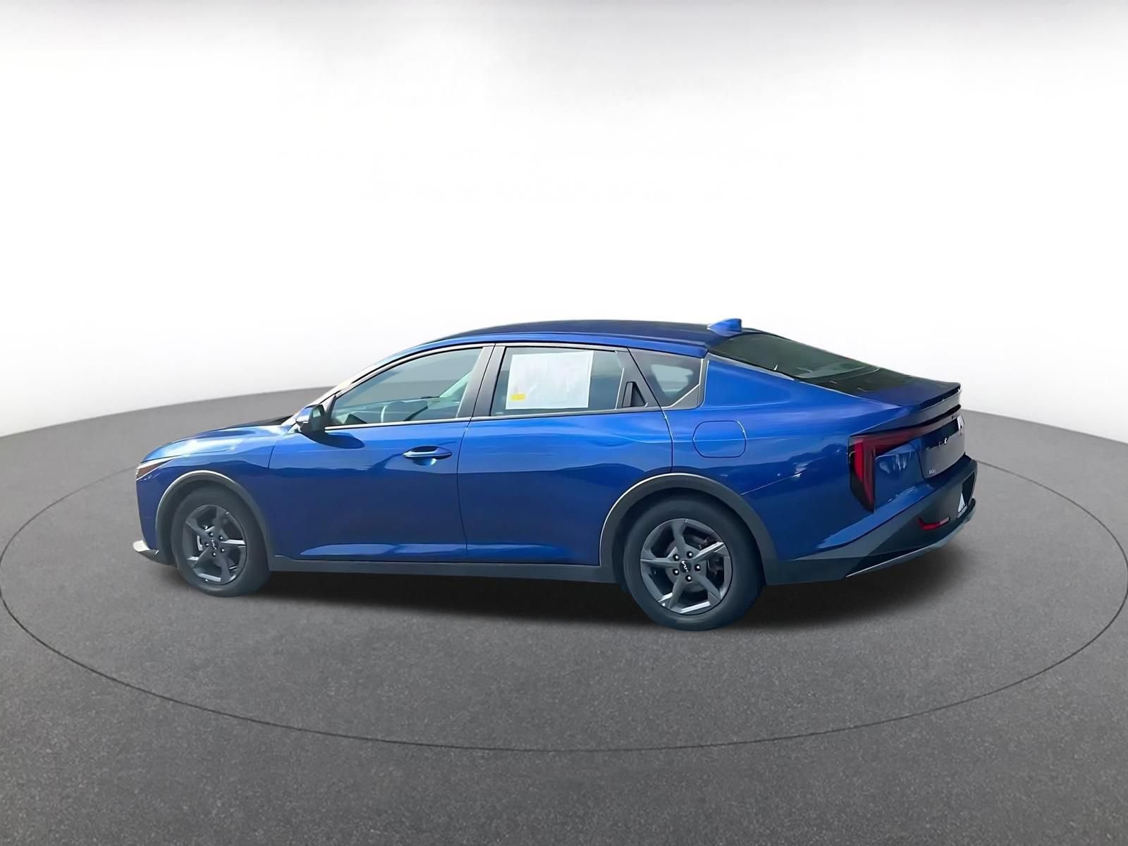 Thumbnail: 2025 Kia K4 - 10