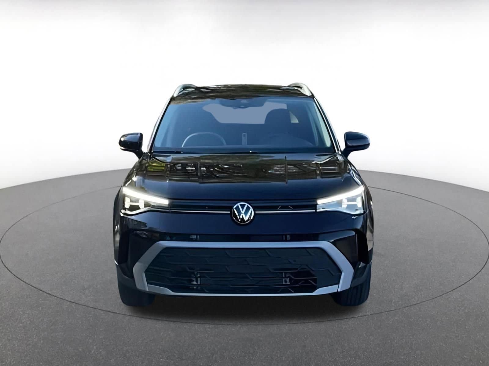 Thumbnail: 2025 Volkswagen Taos - 4