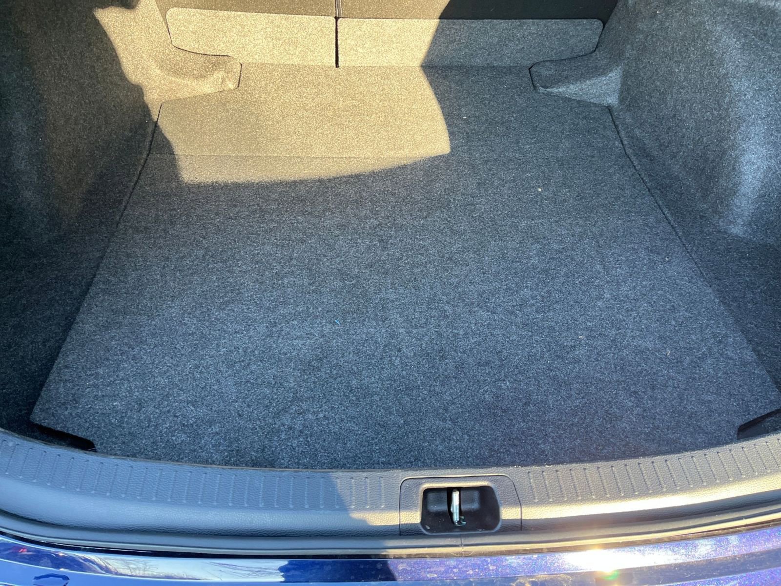 Thumbnail: 2025 Toyota Corolla - 29