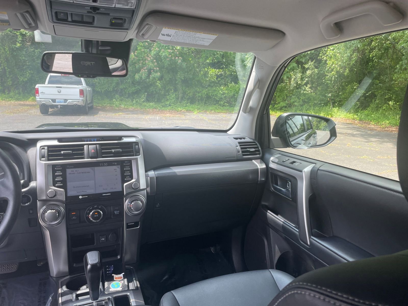 Thumbnail: 2024 Toyota 4Runner - 31