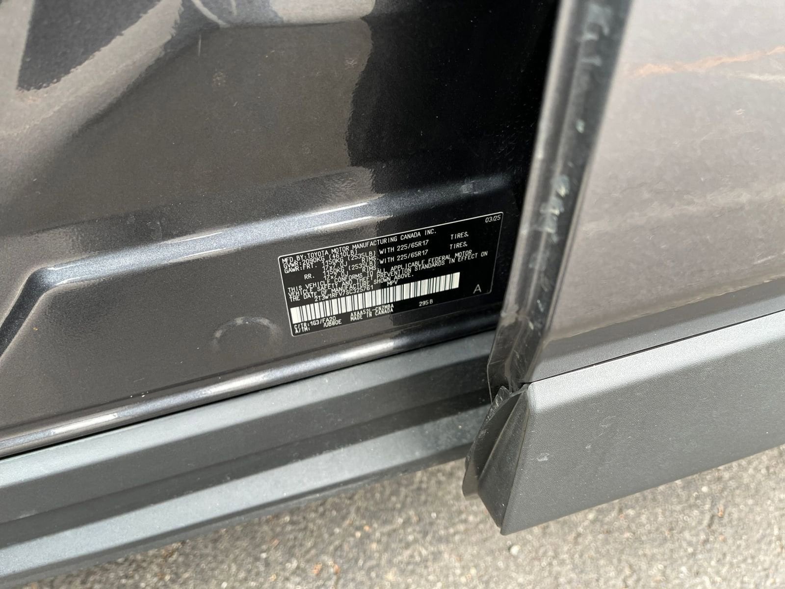 Thumbnail: 2025 Toyota RAV4 - 29