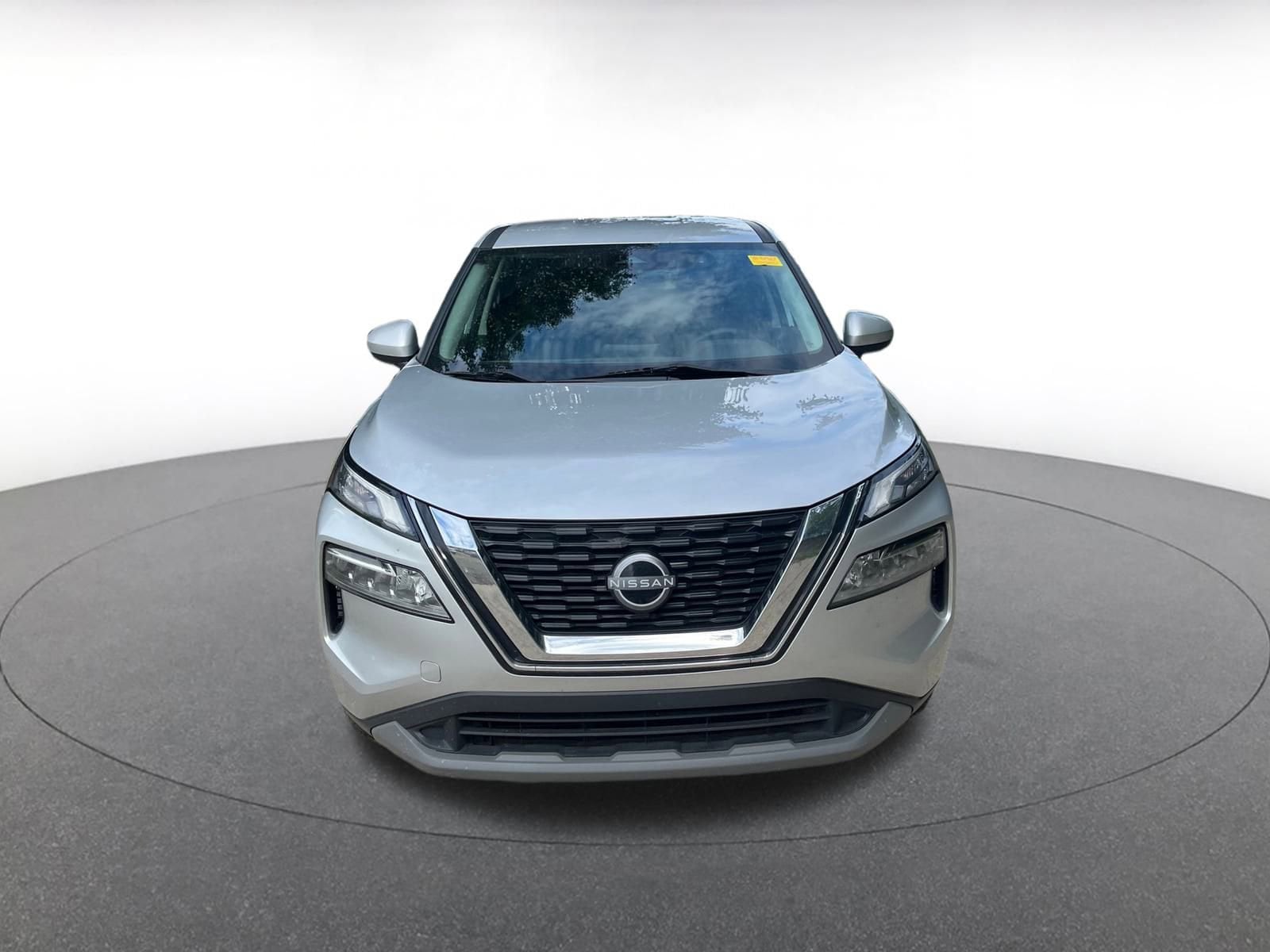 Thumbnail: 2023 Nissan Rogue - 4