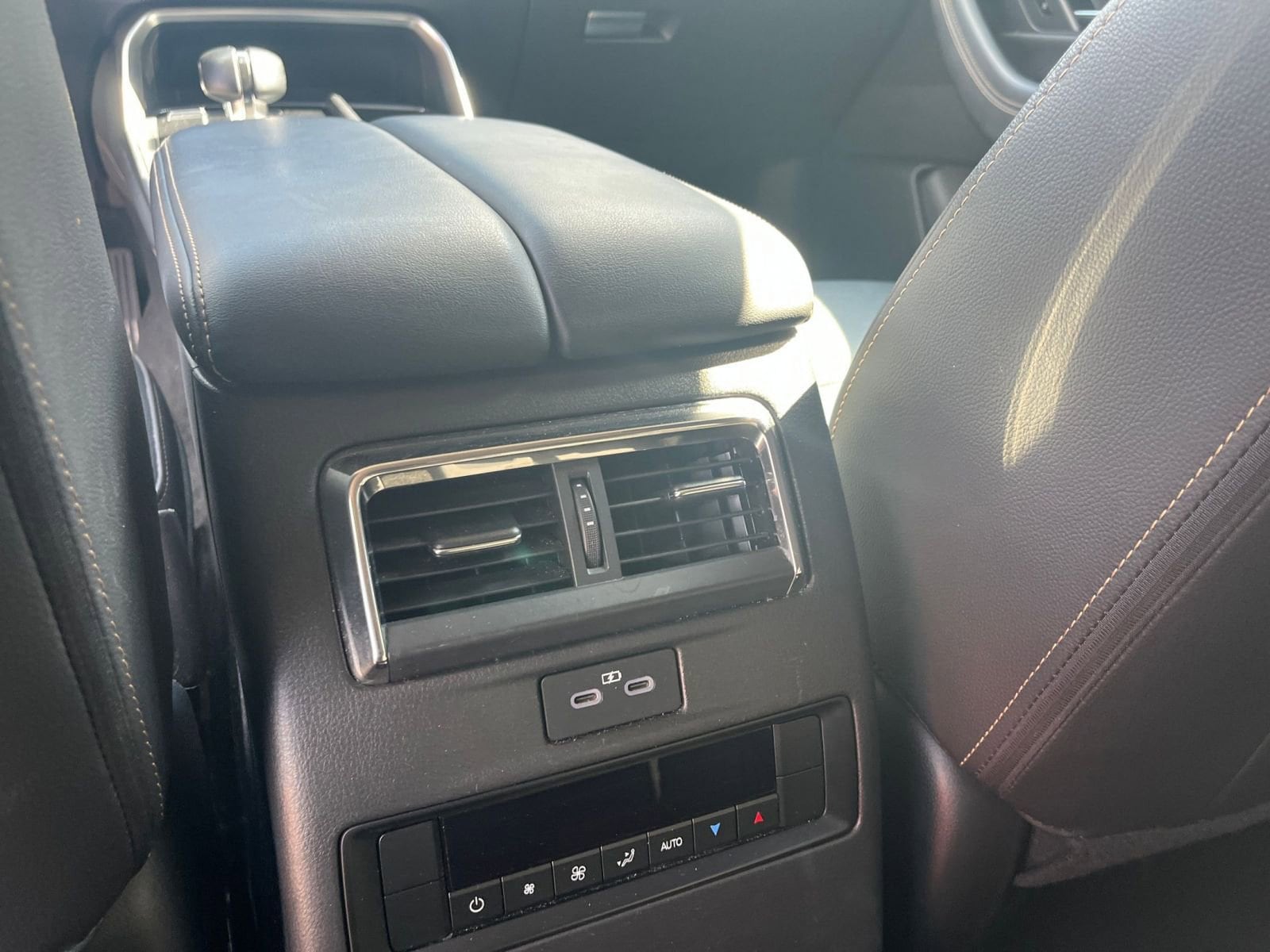 Thumbnail: 2025 Mazda CX-70 - 24