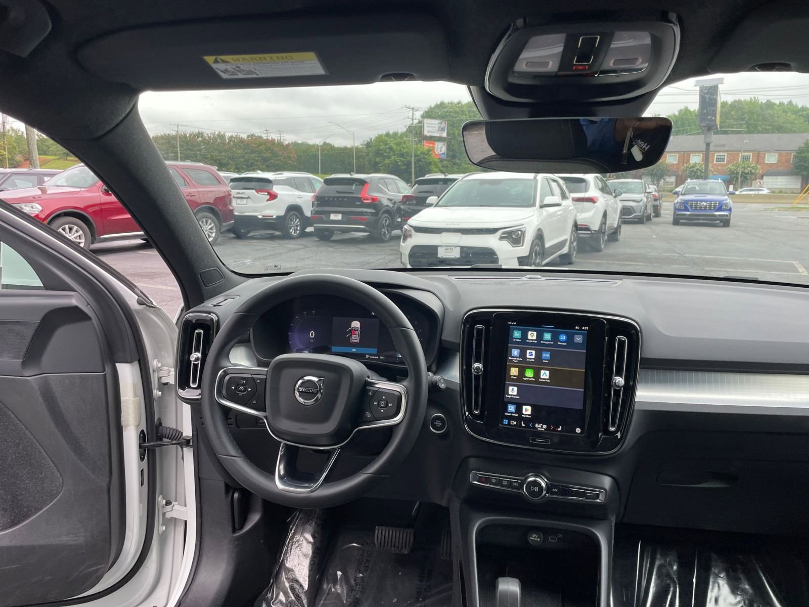 Thumbnail: 2024 Volvo XC40 - 30