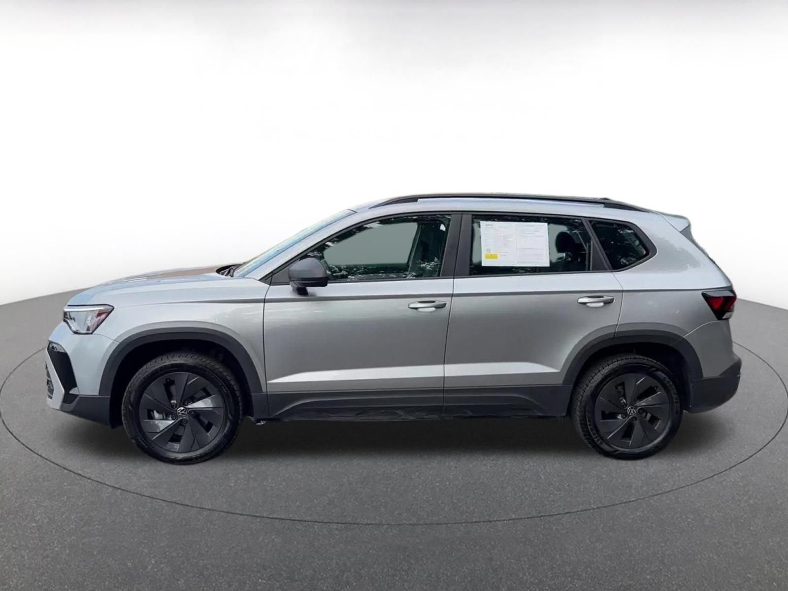 Thumbnail: 2026 Volkswagen Taos - 9