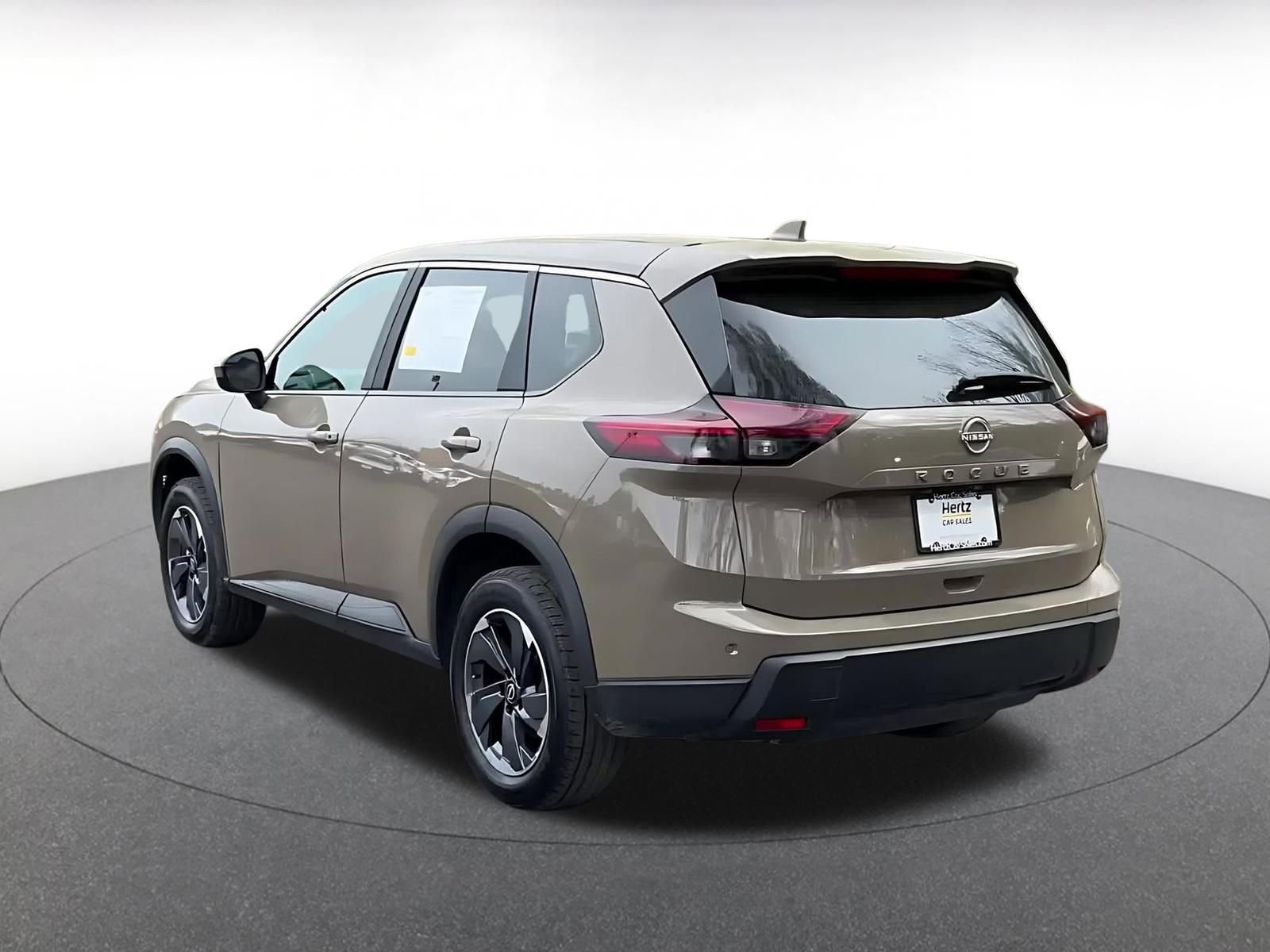 Thumbnail: 2025 Nissan Rogue - 11