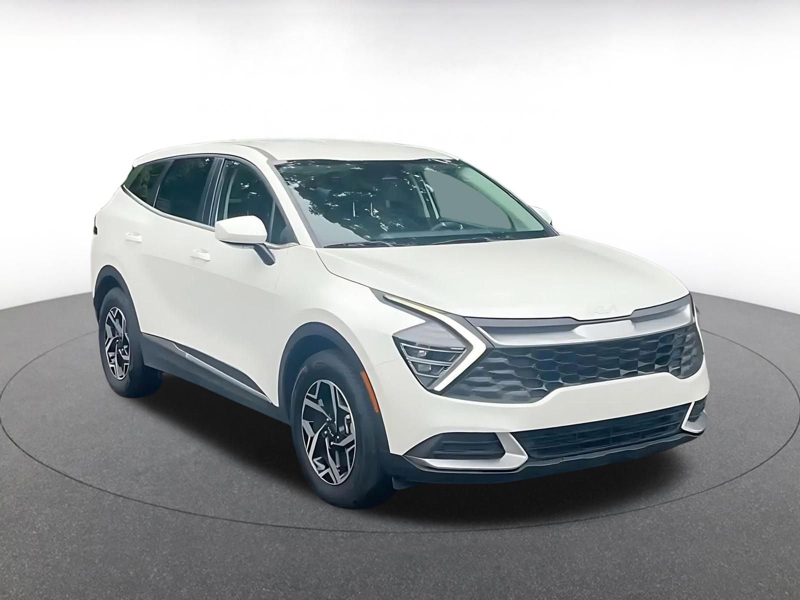 Thumbnail: 2025 Kia Sportage - 3