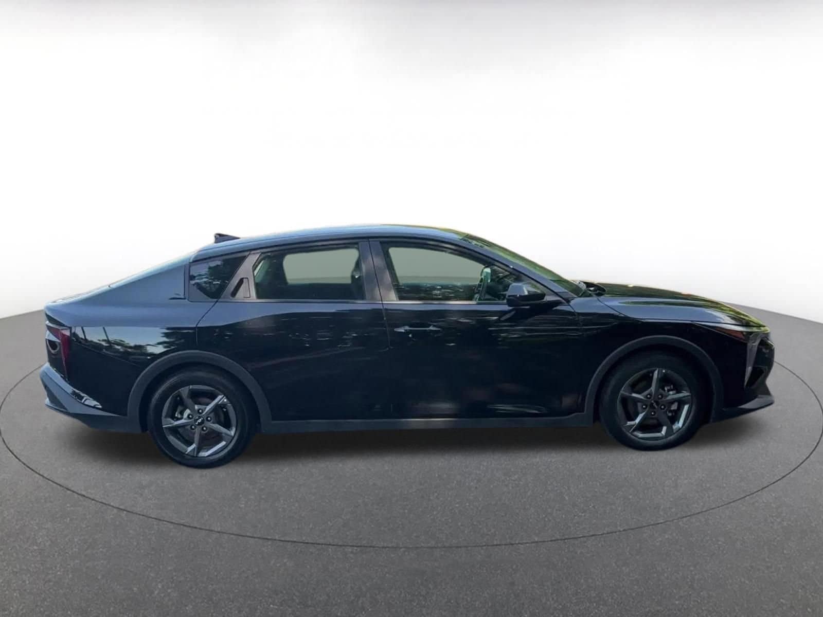 Thumbnail: 2025 Kia K4 - 16