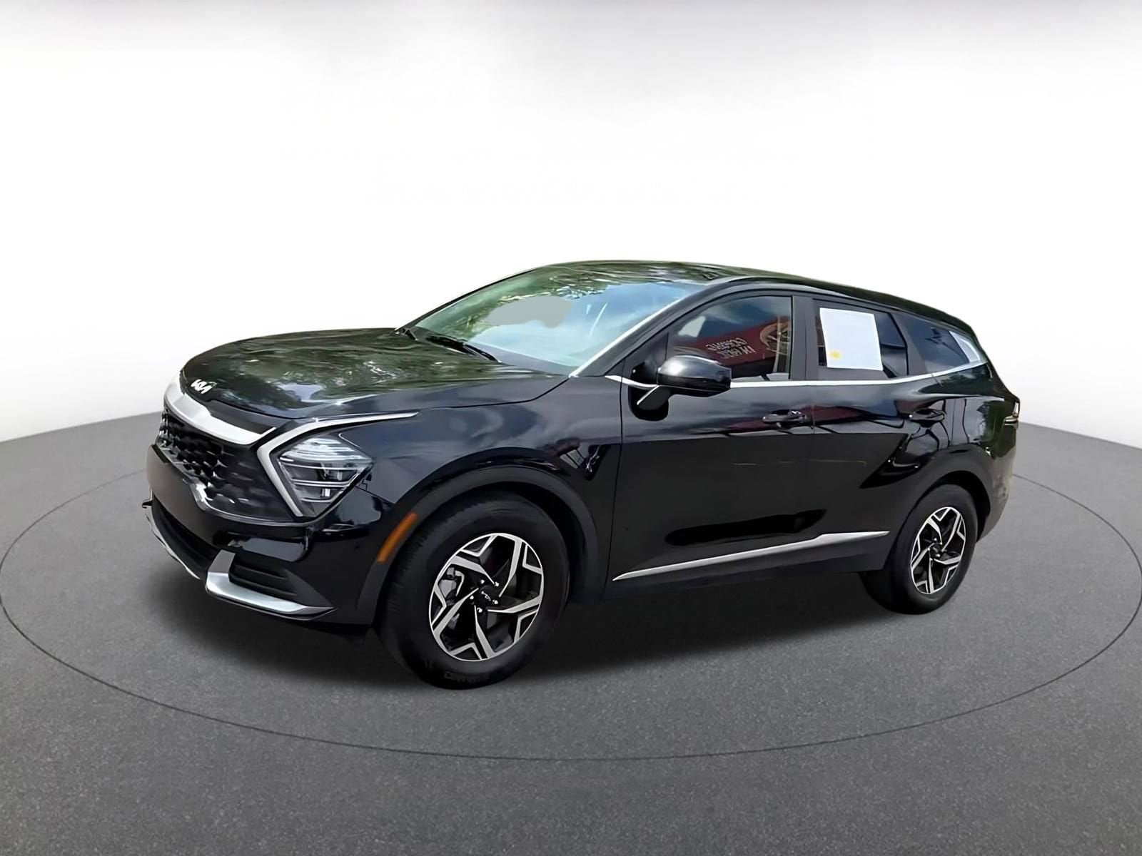 Thumbnail: 2025 Kia Sportage - 4