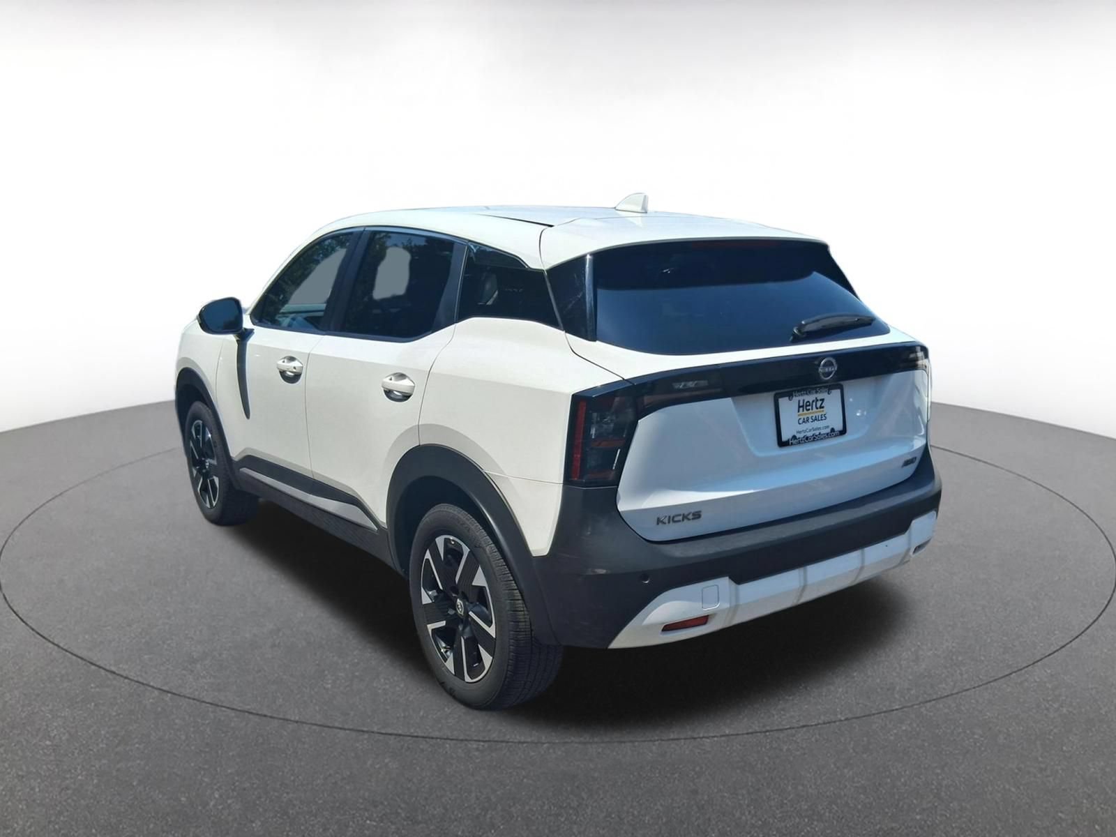 Thumbnail: 2025 Nissan Kicks - 12