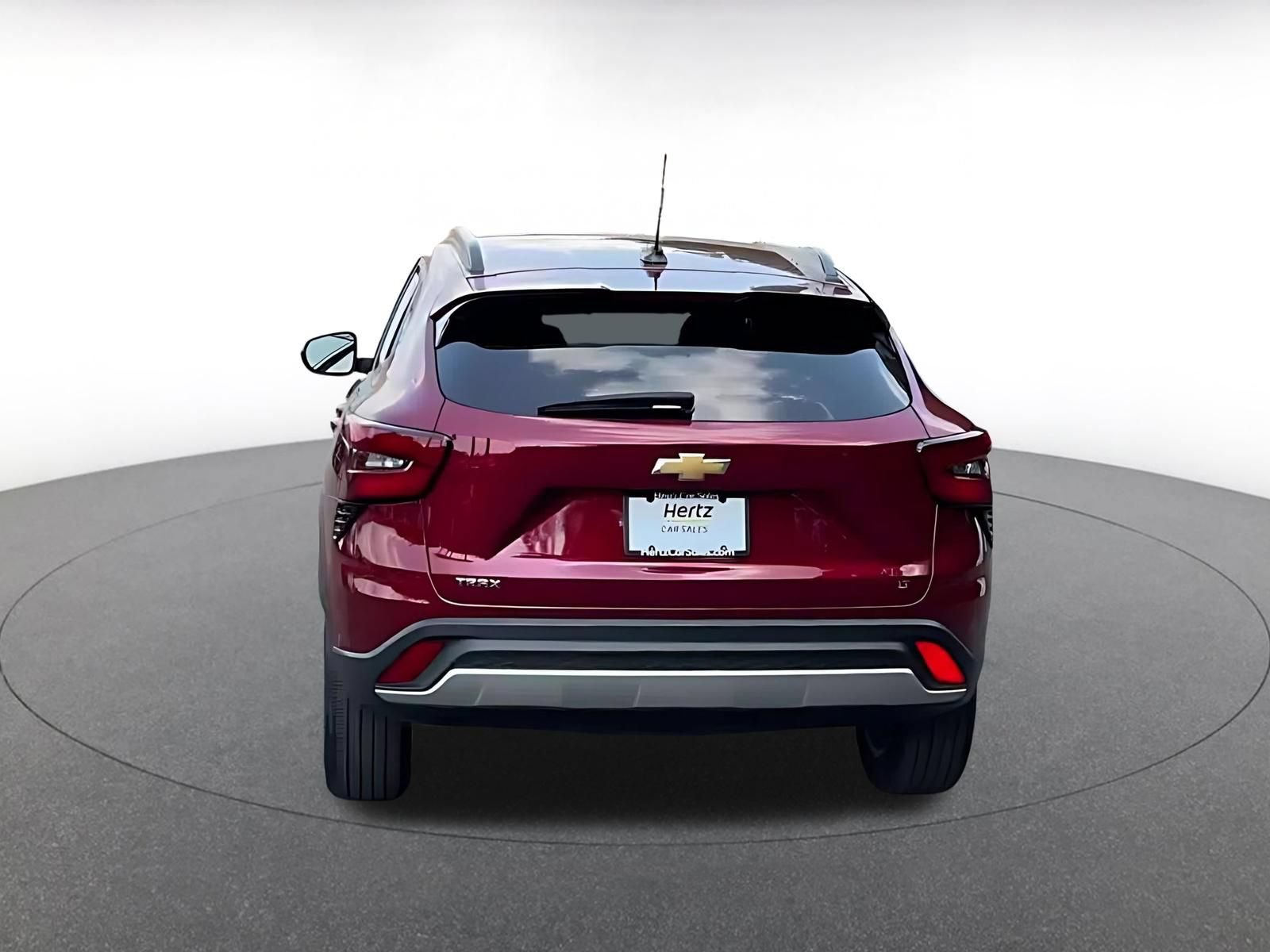 Thumbnail: 2025 Chevrolet Trax - 12