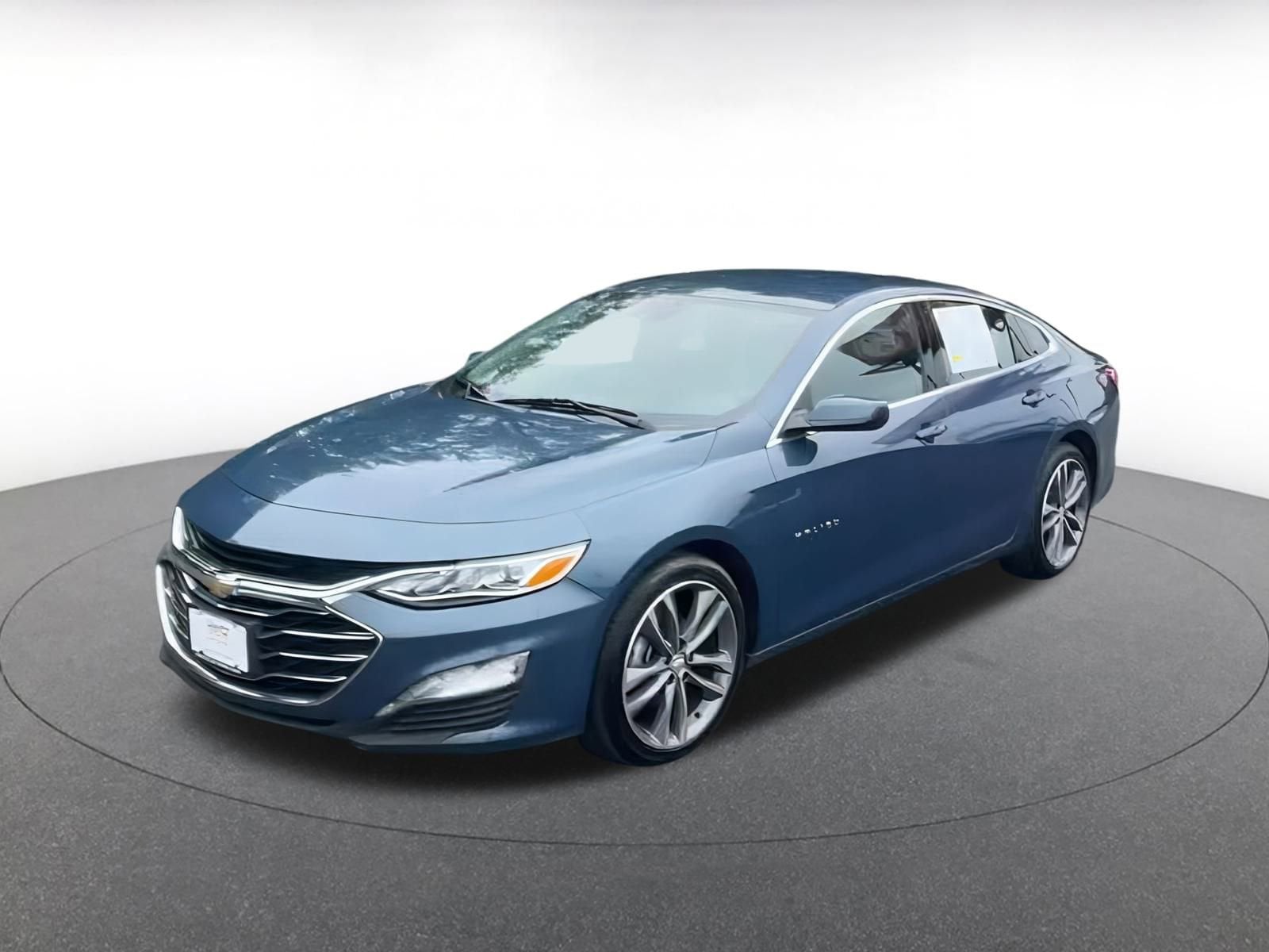Thumbnail: 2024 Chevrolet Malibu - 7