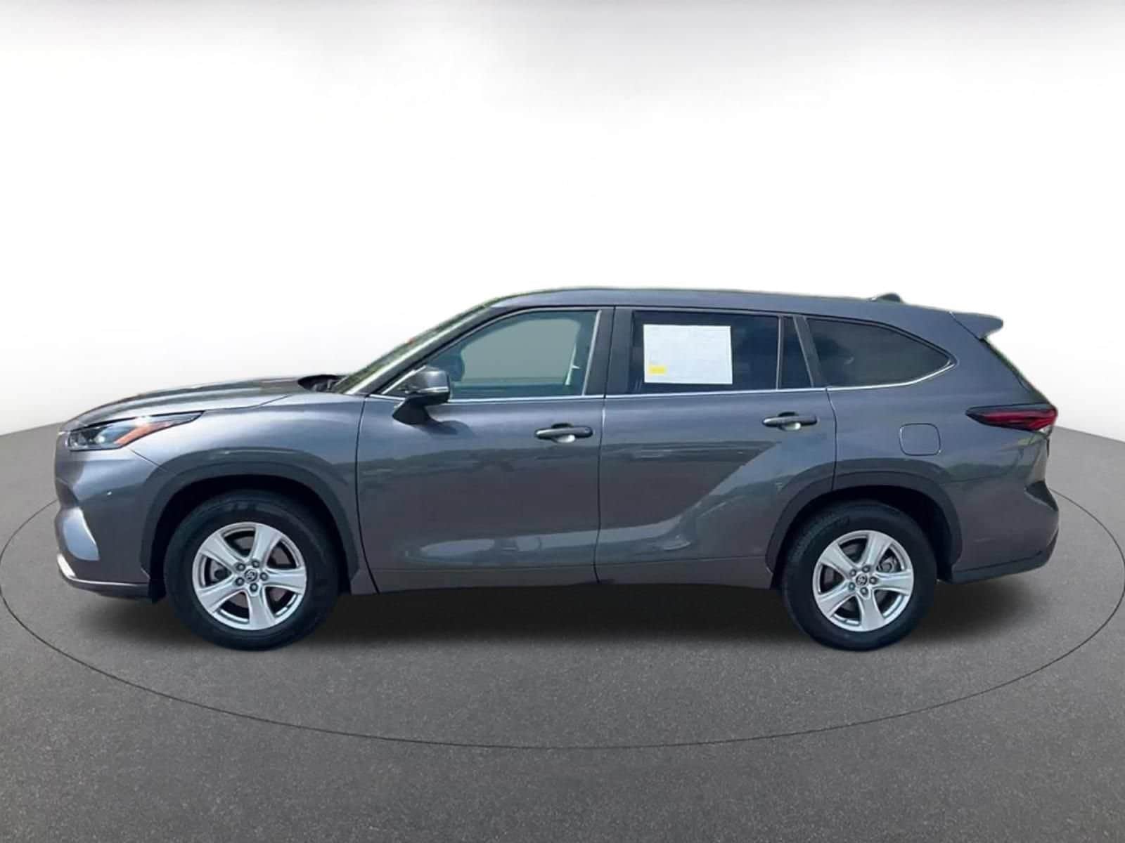 Thumbnail: 2025 Toyota Highlander - 9