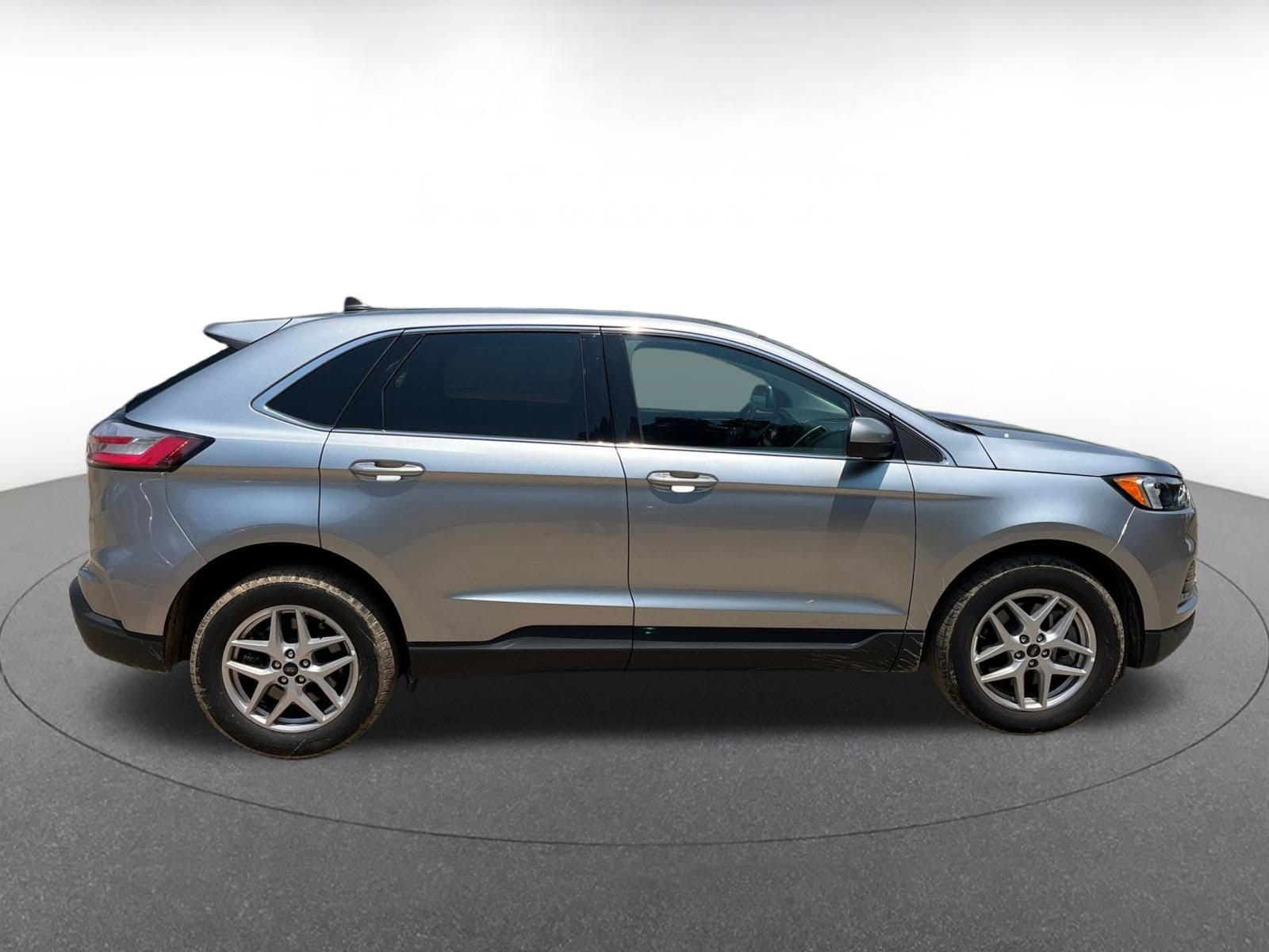 2024 Ford Edge SEL 3
