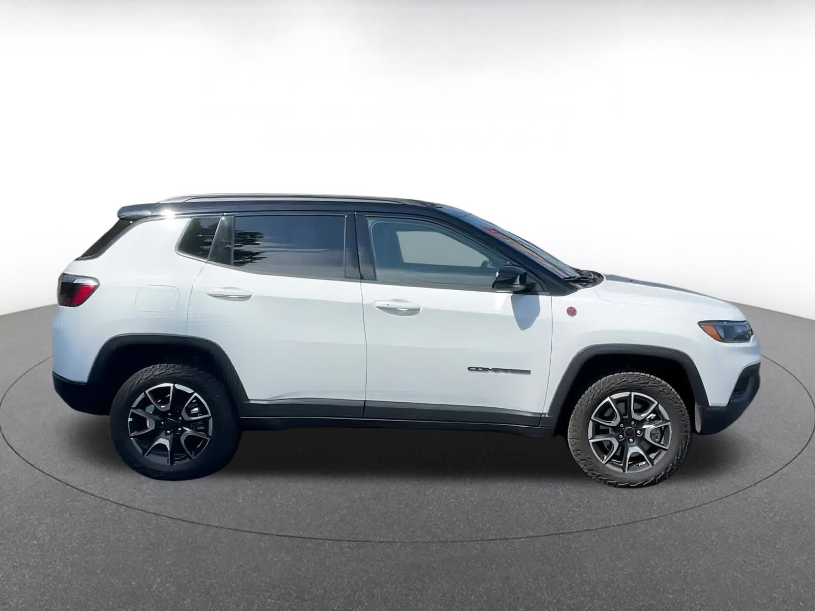 Thumbnail: 2025 Jeep Compass - 15