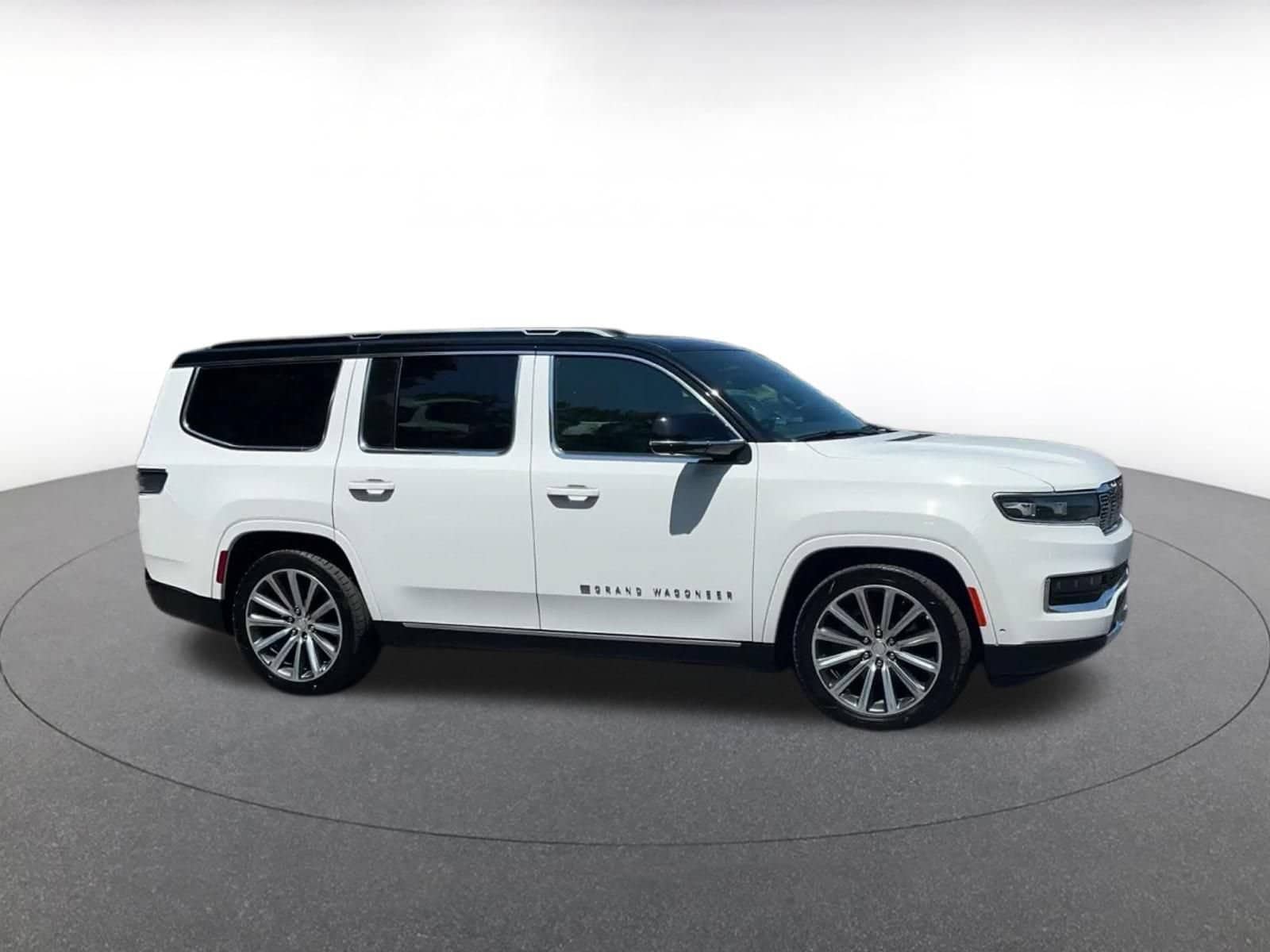 Thumbnail: 2023 Jeep Grand Wagoneer - 2