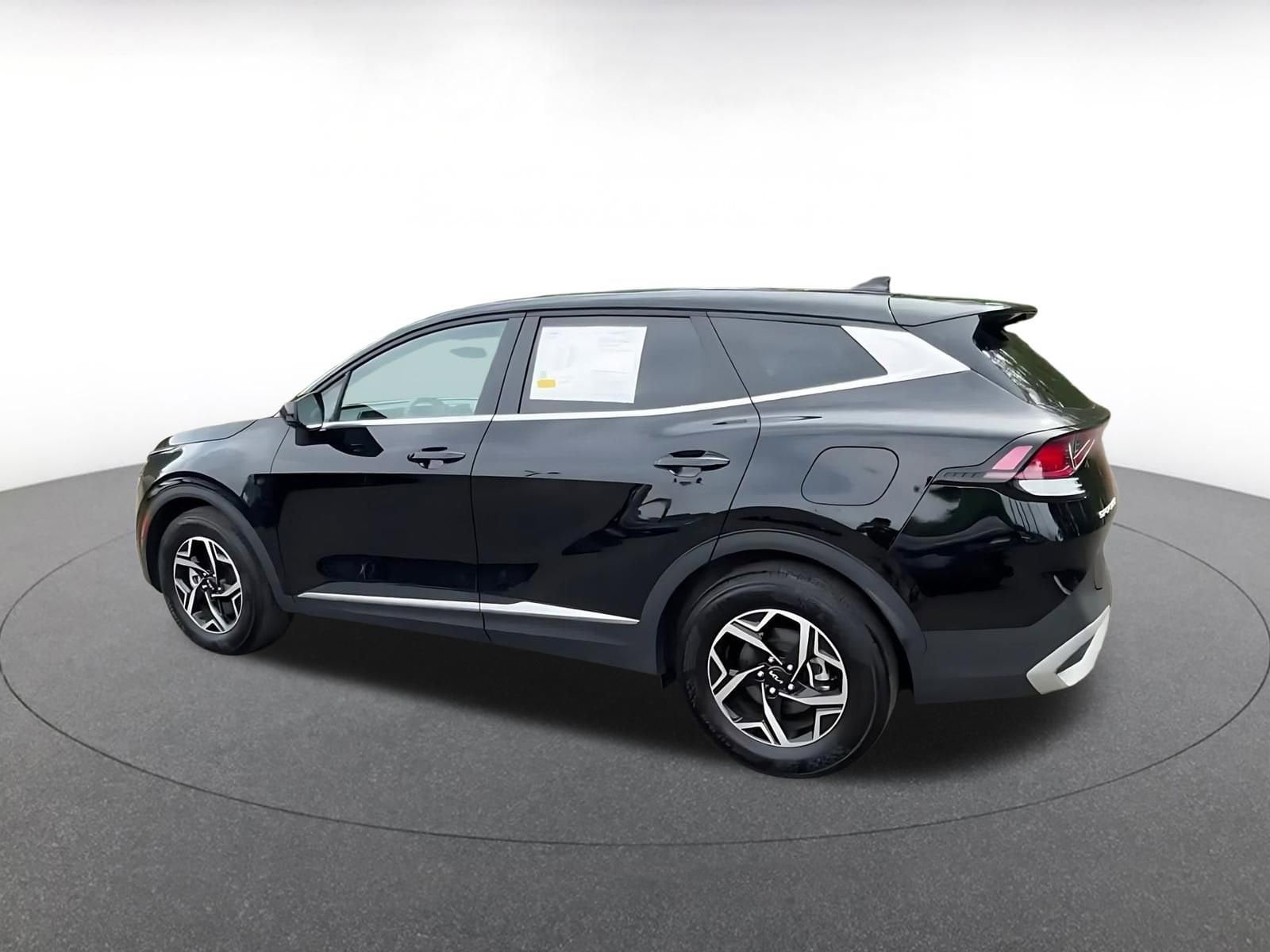 Thumbnail: 2025 Kia Sportage - 10