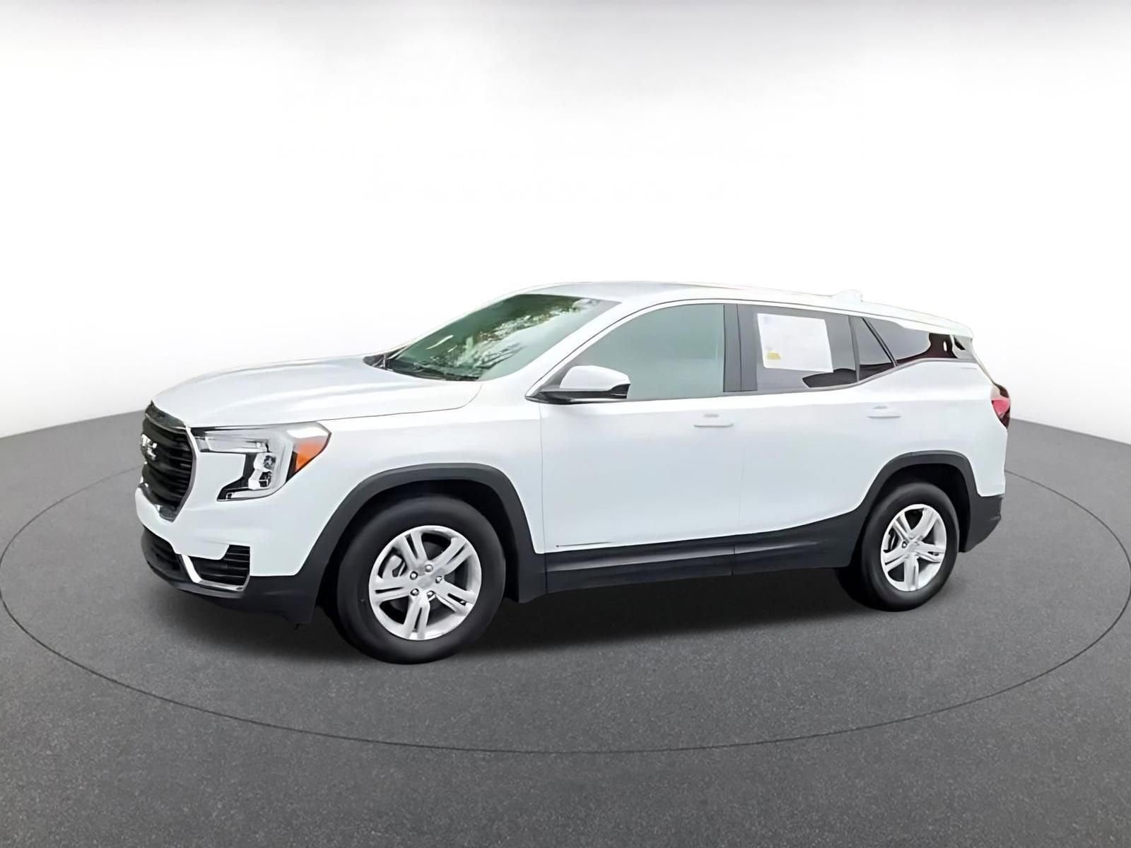 Thumbnail: 2024 GMC Terrain - 3