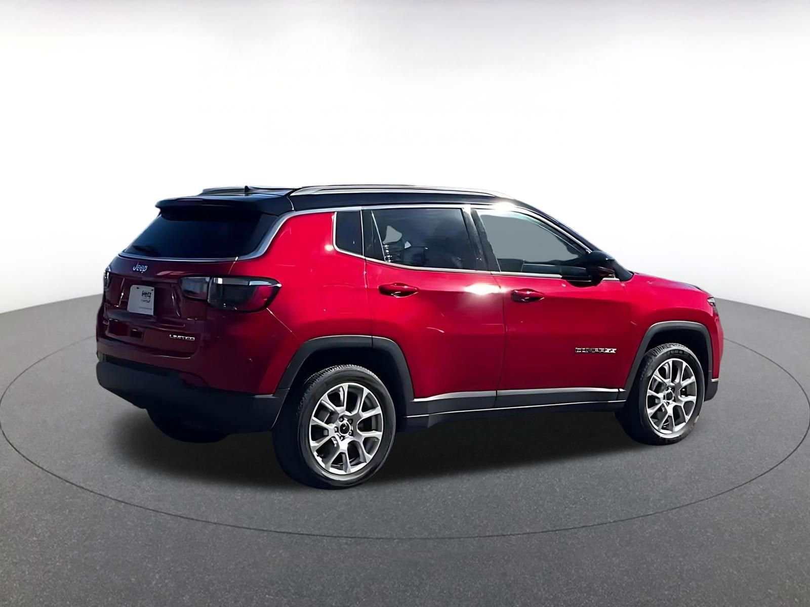 Thumbnail: 2025 Jeep Compass - 14