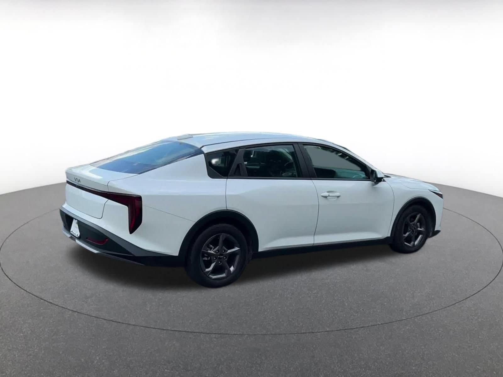 Thumbnail: 2025 Kia K4 - 12