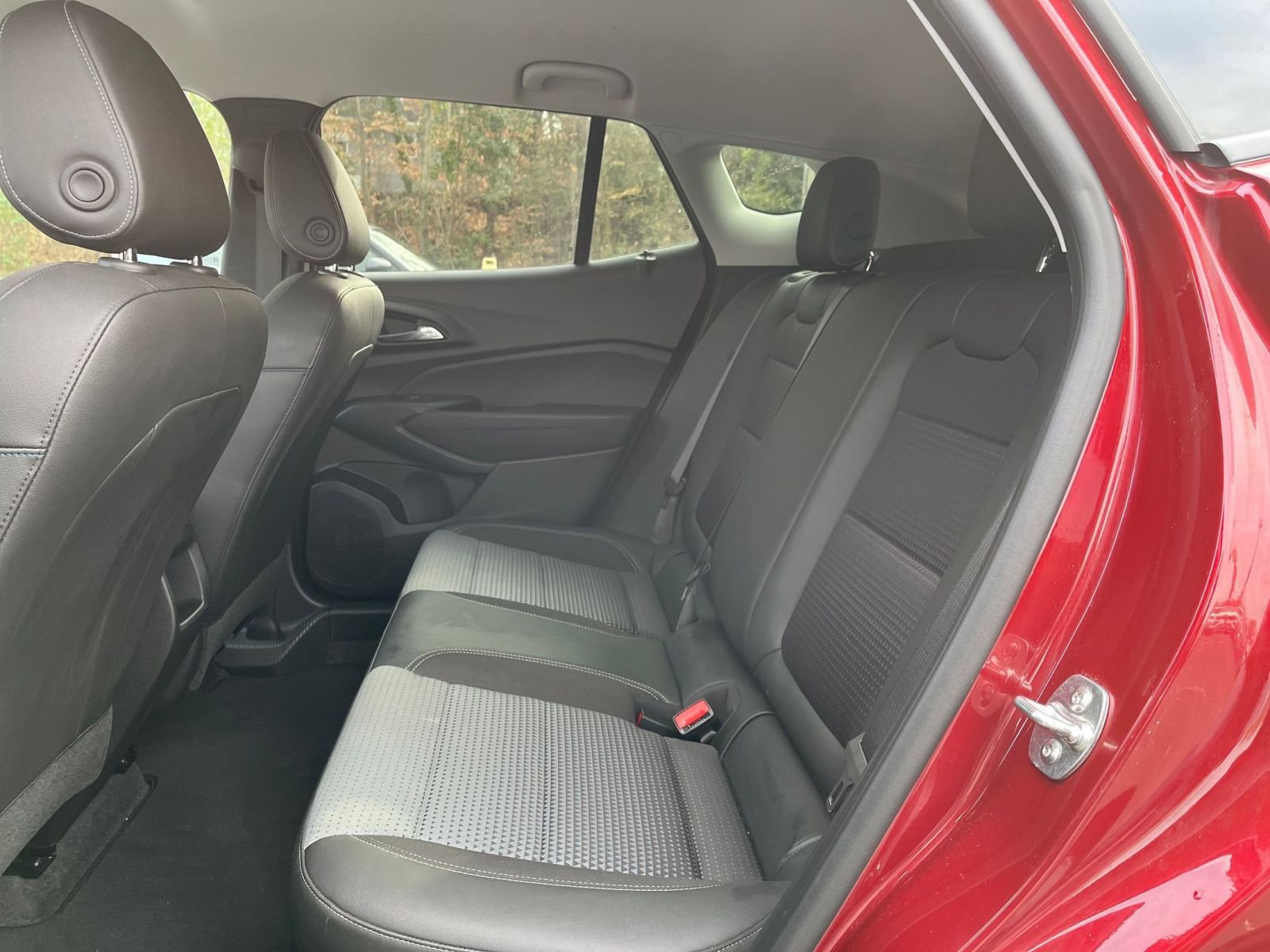 Thumbnail: 2025 Chevrolet Trax - 23