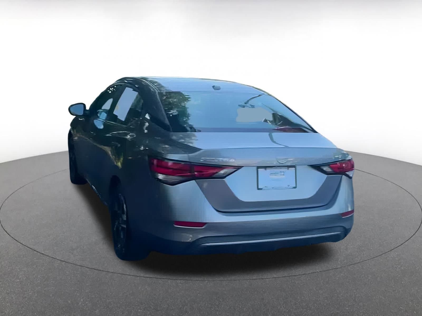 Thumbnail: 2024 Nissan Sentra - 10
