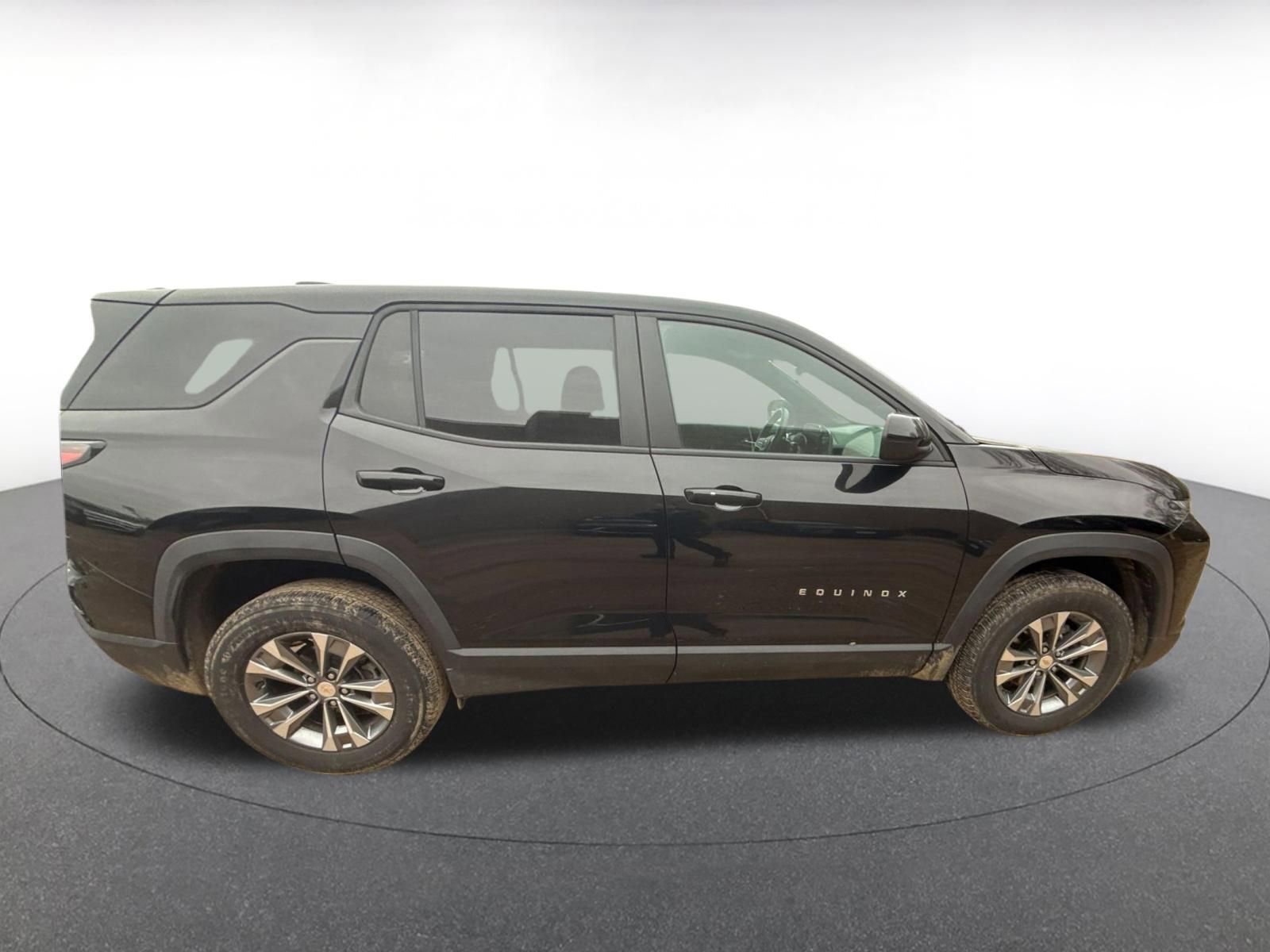 Thumbnail: 2025 Chevrolet Equinox - 18