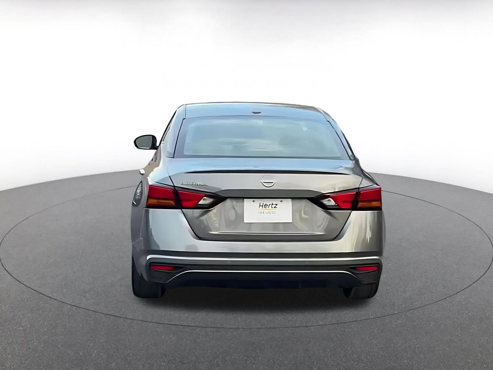 Thumbnail: 2025 Nissan Altima - 10