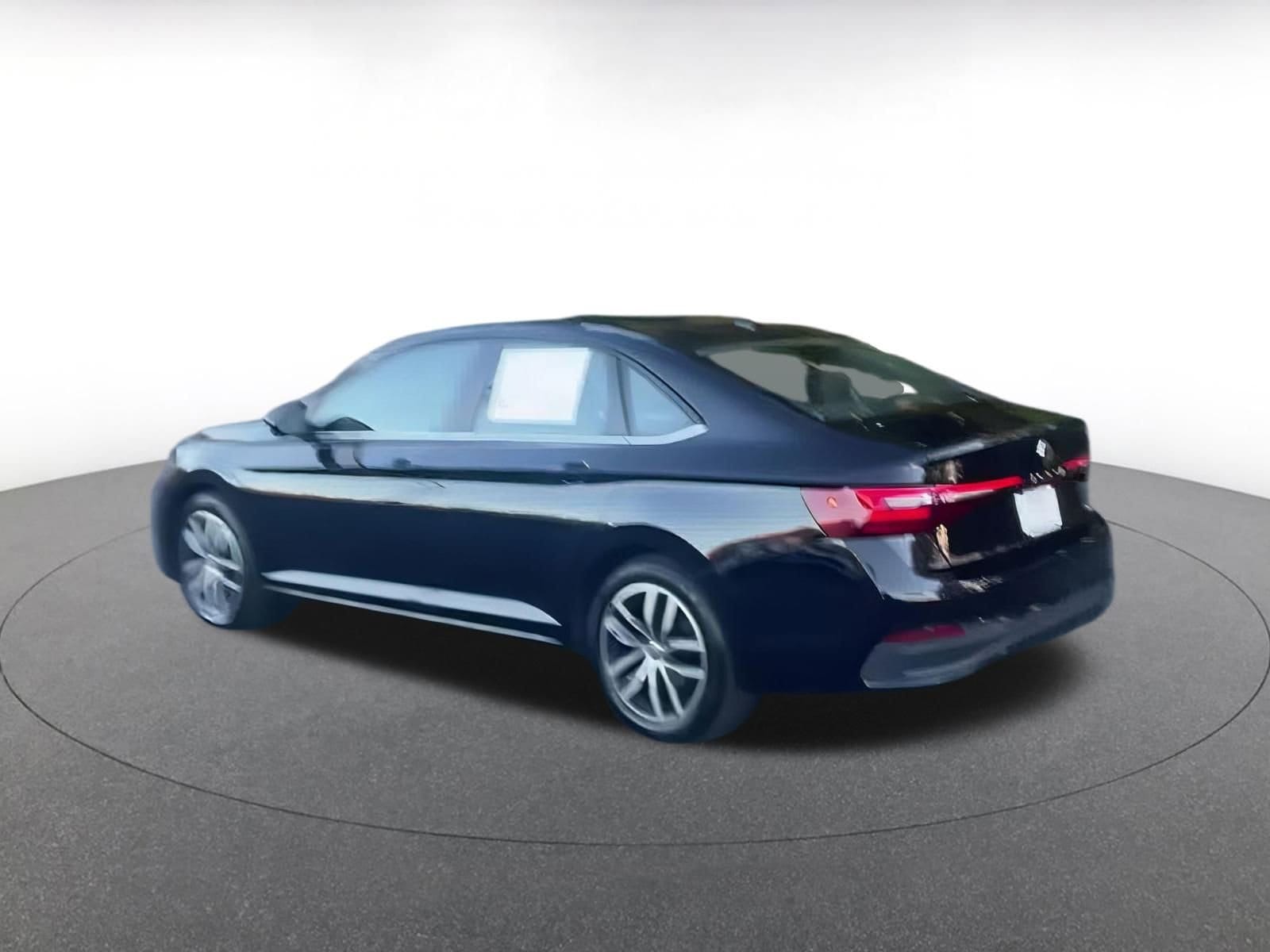 Thumbnail: 2025 Volkswagen Jetta - 8