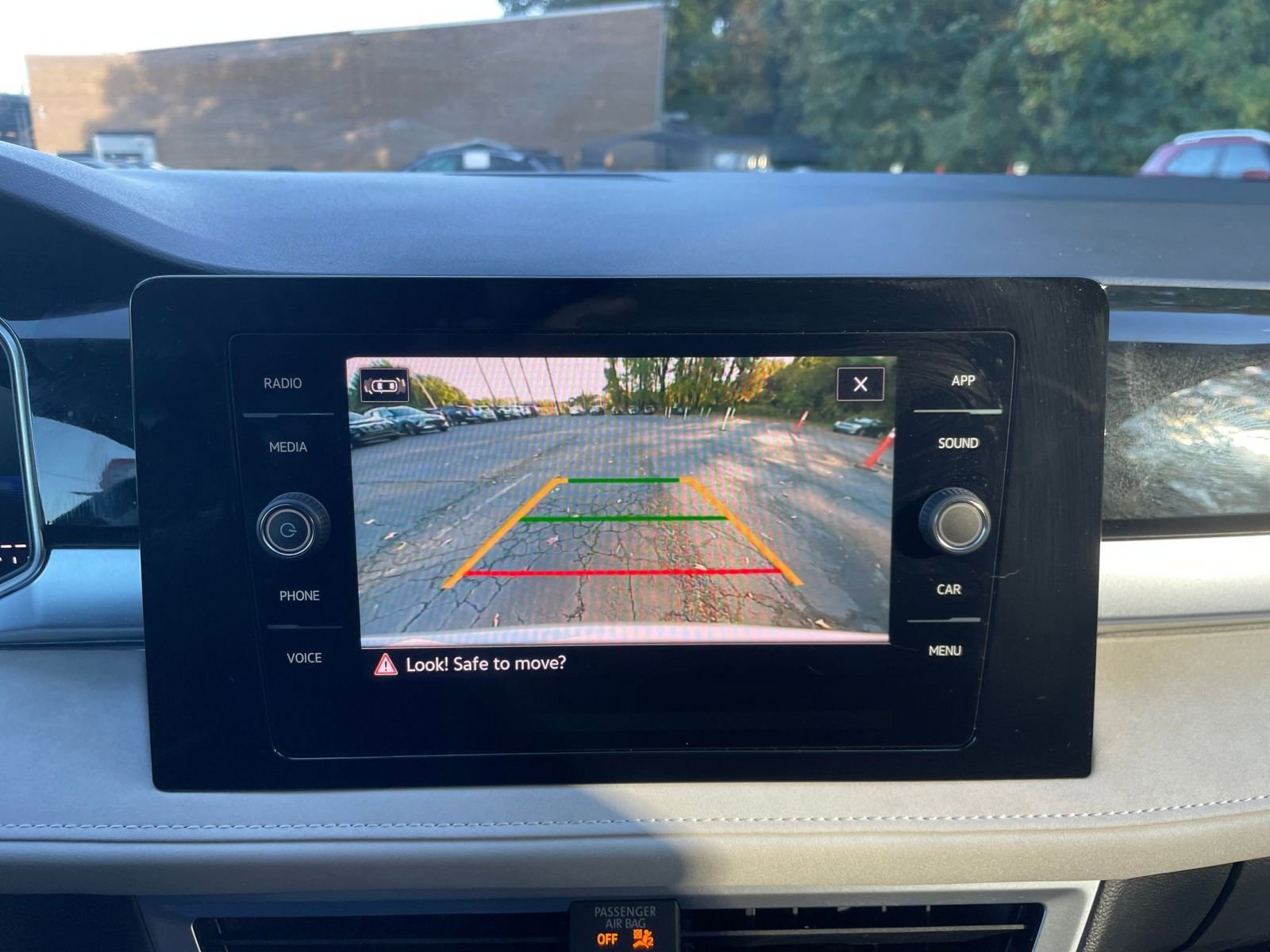 Thumbnail: 2025 Volkswagen Taos - 17