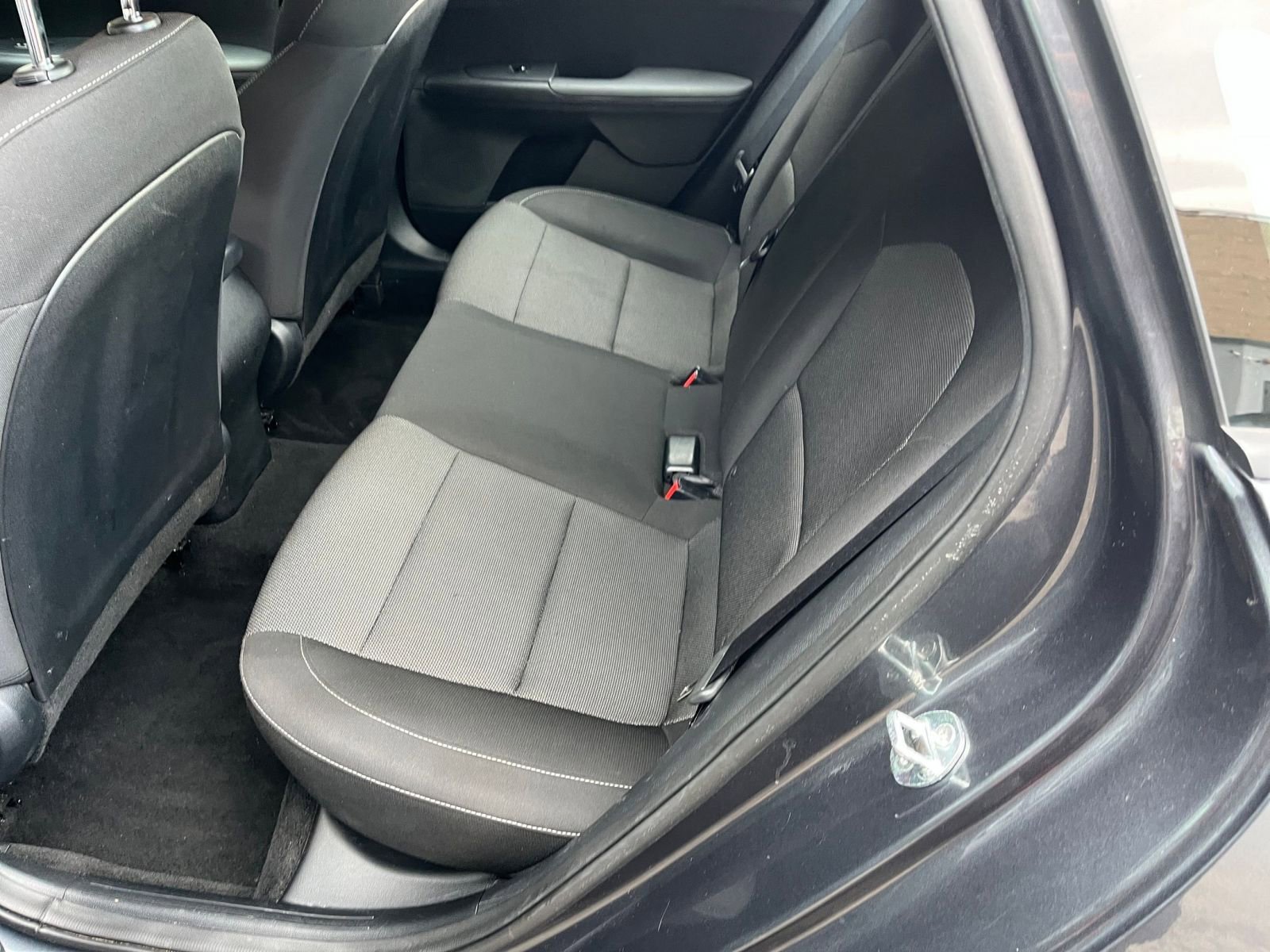 Thumbnail: 2024 Kia Forte - 22