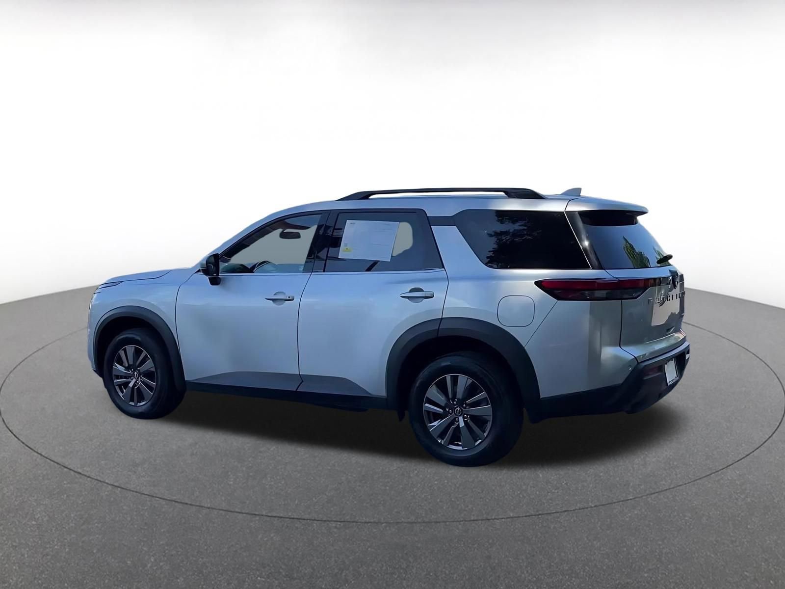 Thumbnail: 2025 Nissan Pathfinder - 9