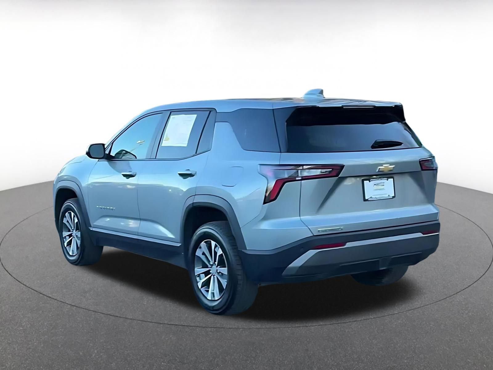 Thumbnail: 2025 Chevrolet Equinox - 10