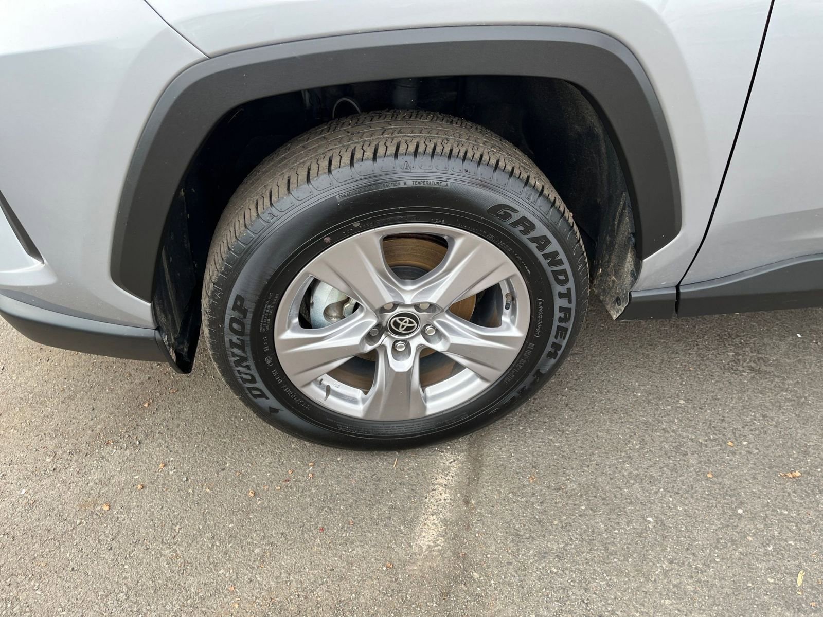 Thumbnail: 2025 Toyota RAV4 - 31