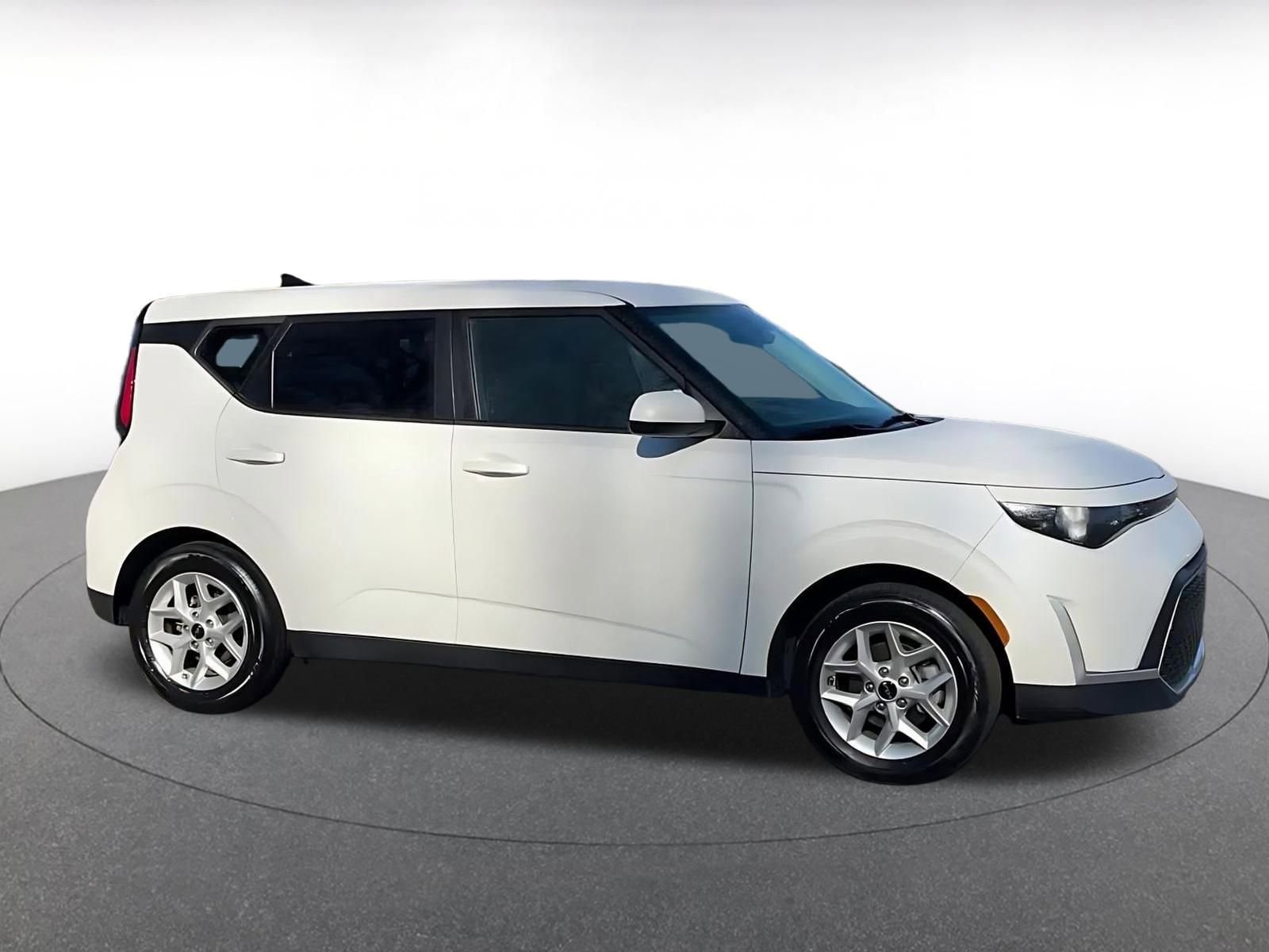 Thumbnail: 2025 Kia Soul - 16