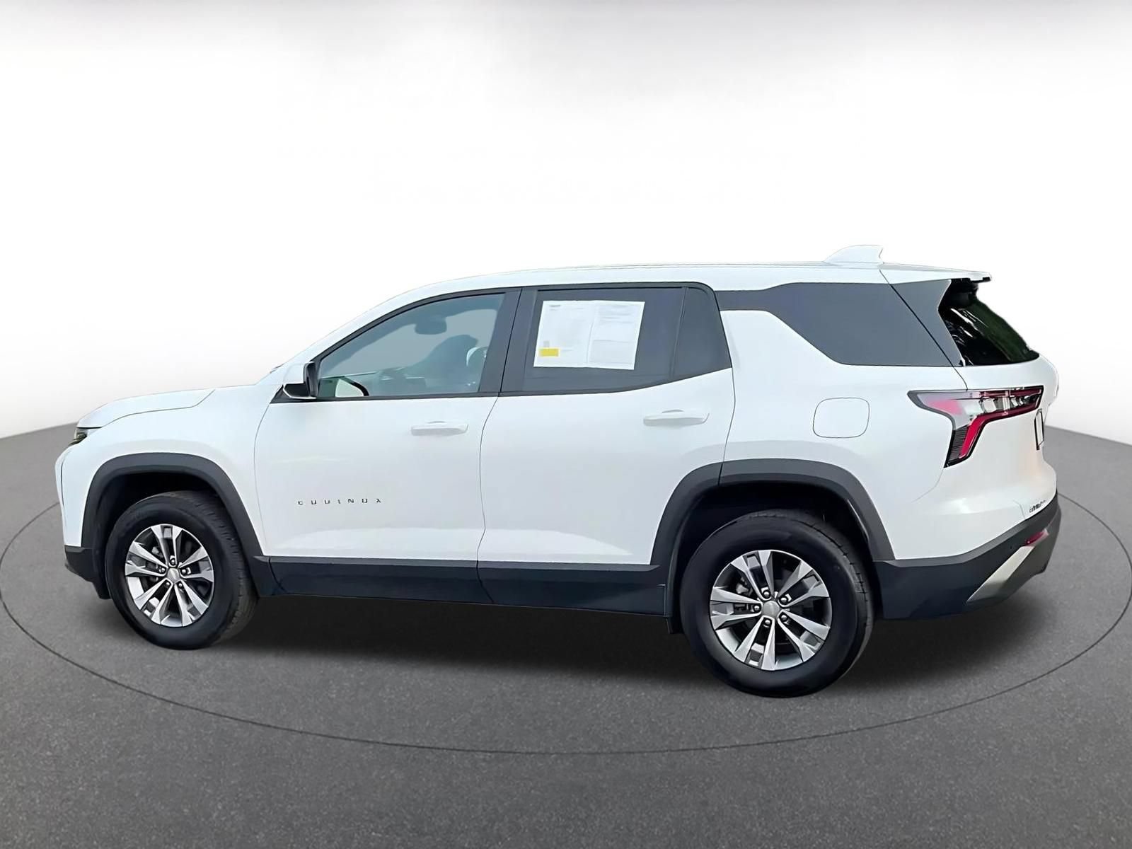 Thumbnail: 2025 Chevrolet Equinox - 10