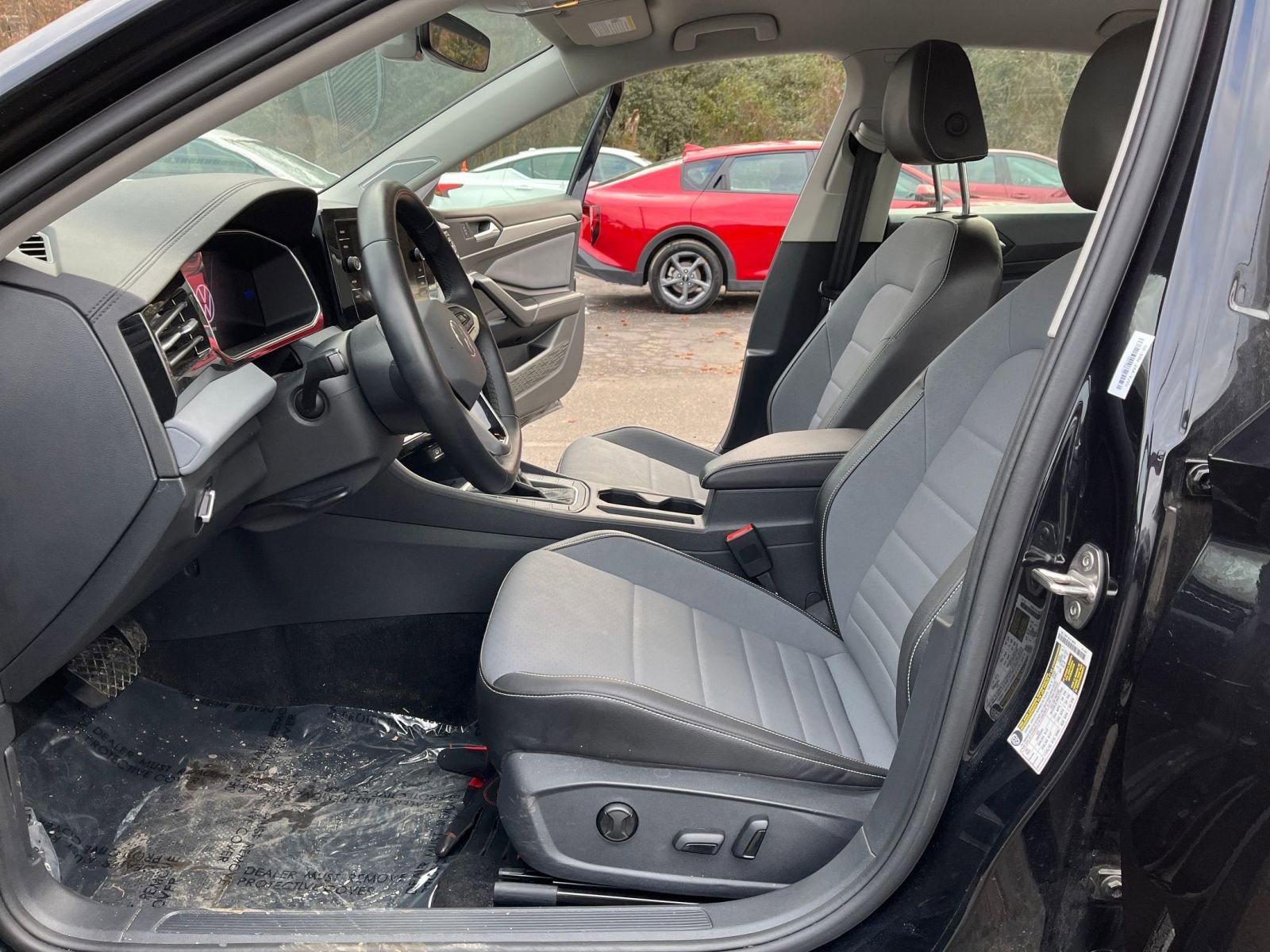 Thumbnail: 2025 Volkswagen Jetta - 27