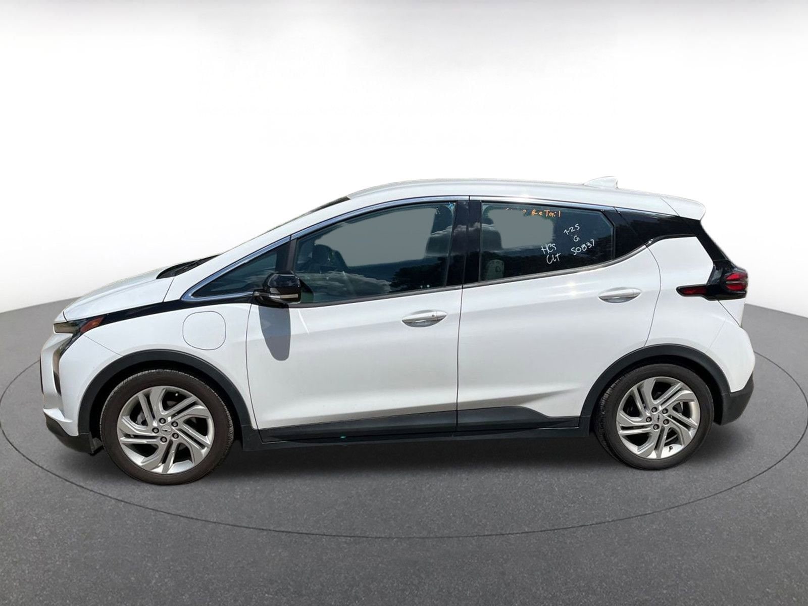 Thumbnail: 2023 Chevrolet Bolt EV - 7