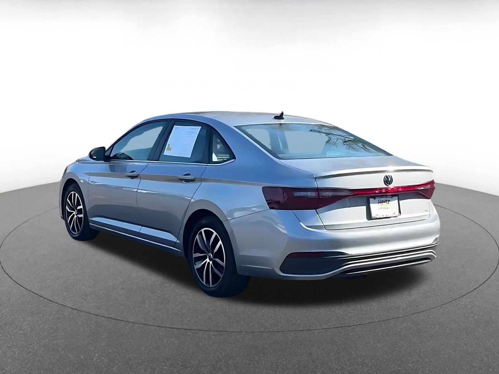 Thumbnail: 2025 Volkswagen Jetta - 12