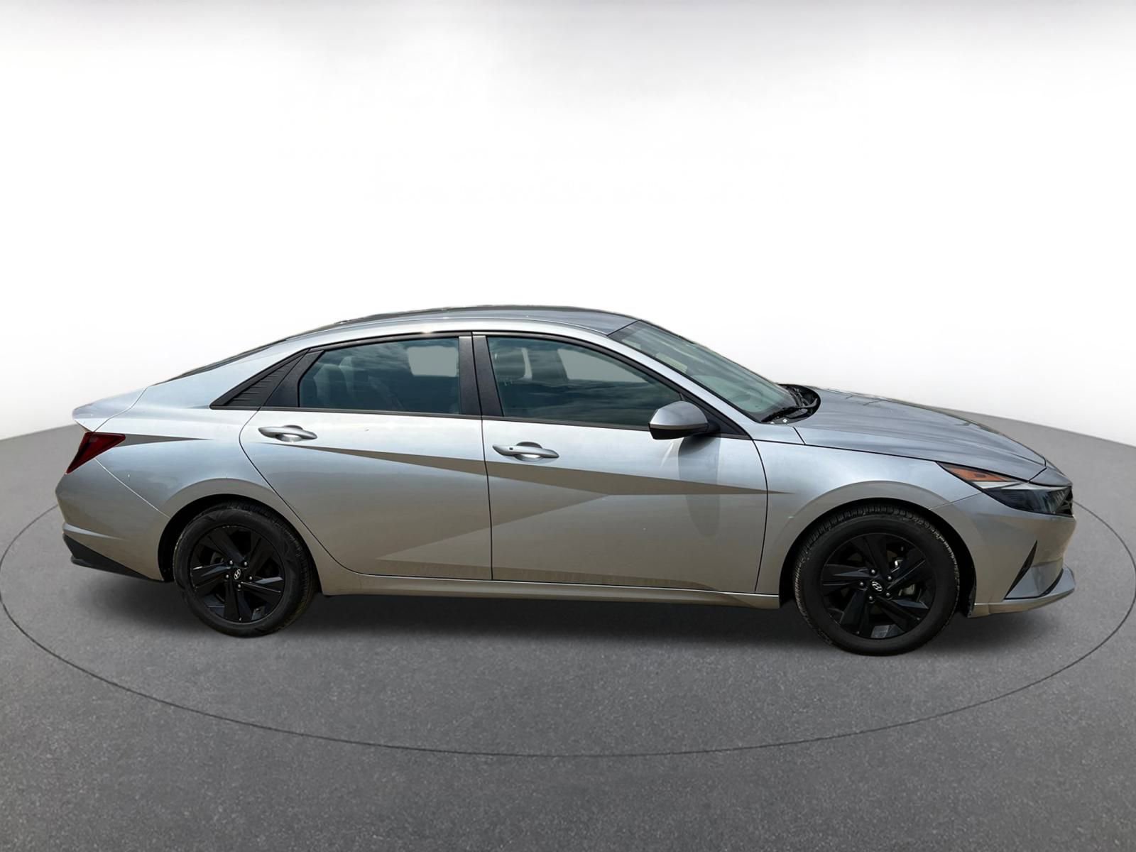 Thumbnail: 2023 Hyundai Elantra - 15