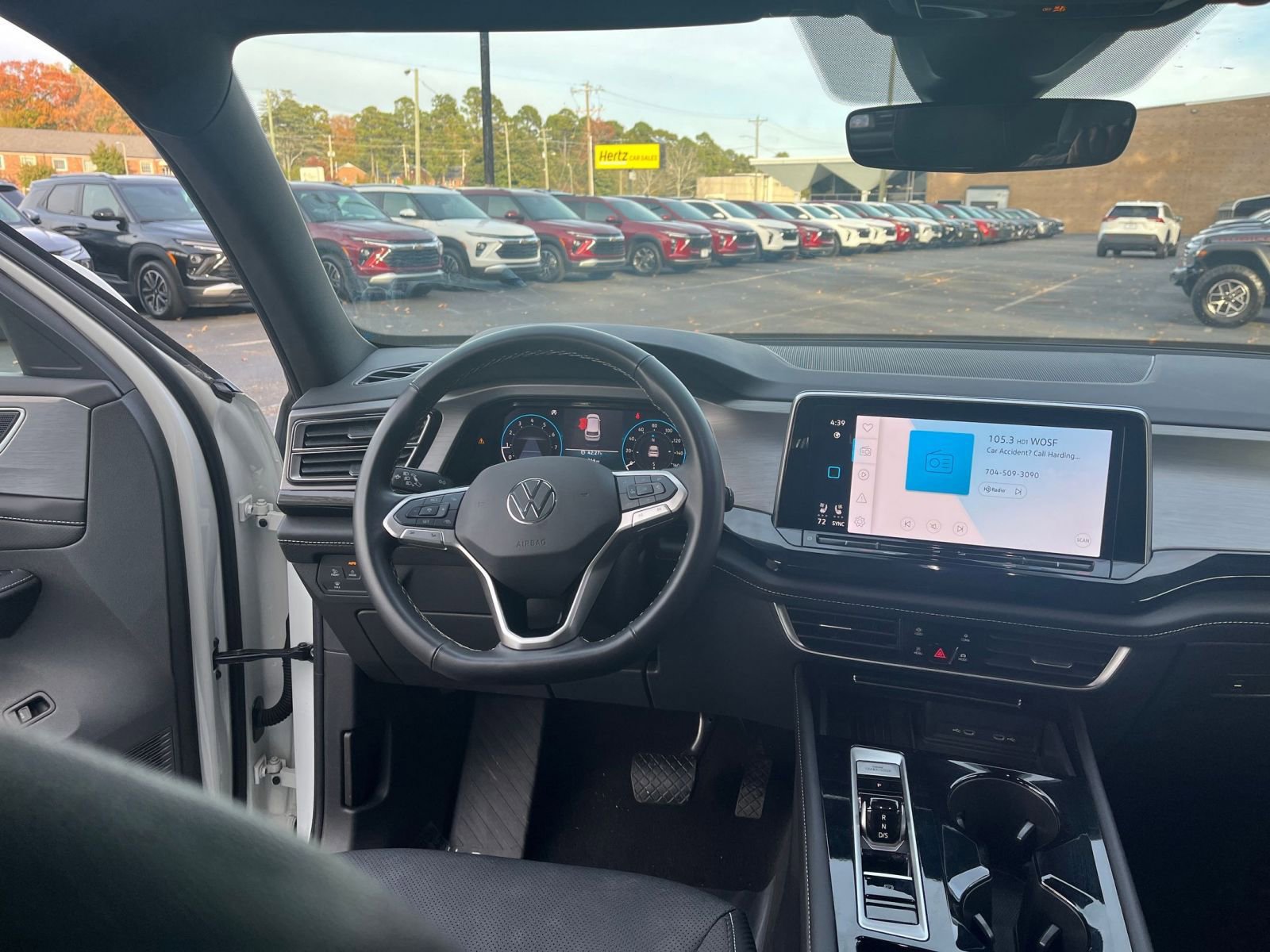 Thumbnail: 2025 Volkswagen Atlas - 30