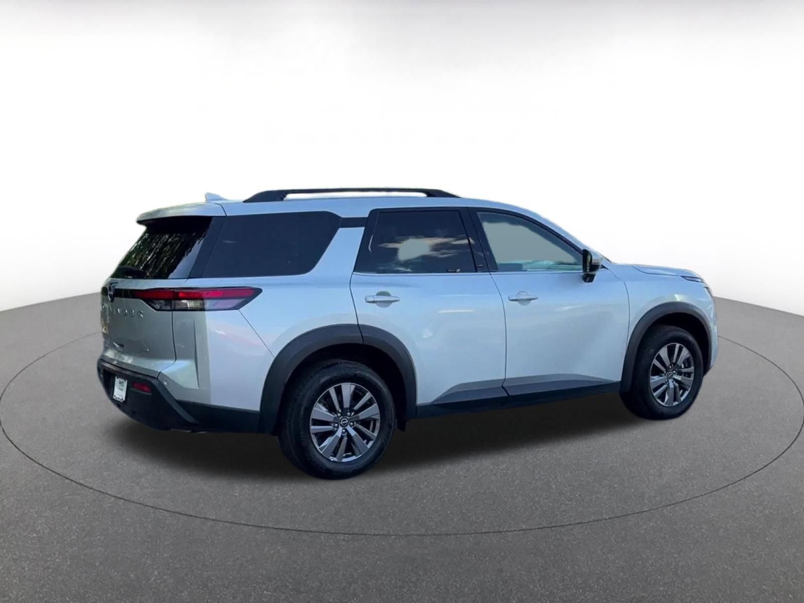 Thumbnail: 2025 Nissan Pathfinder - 14