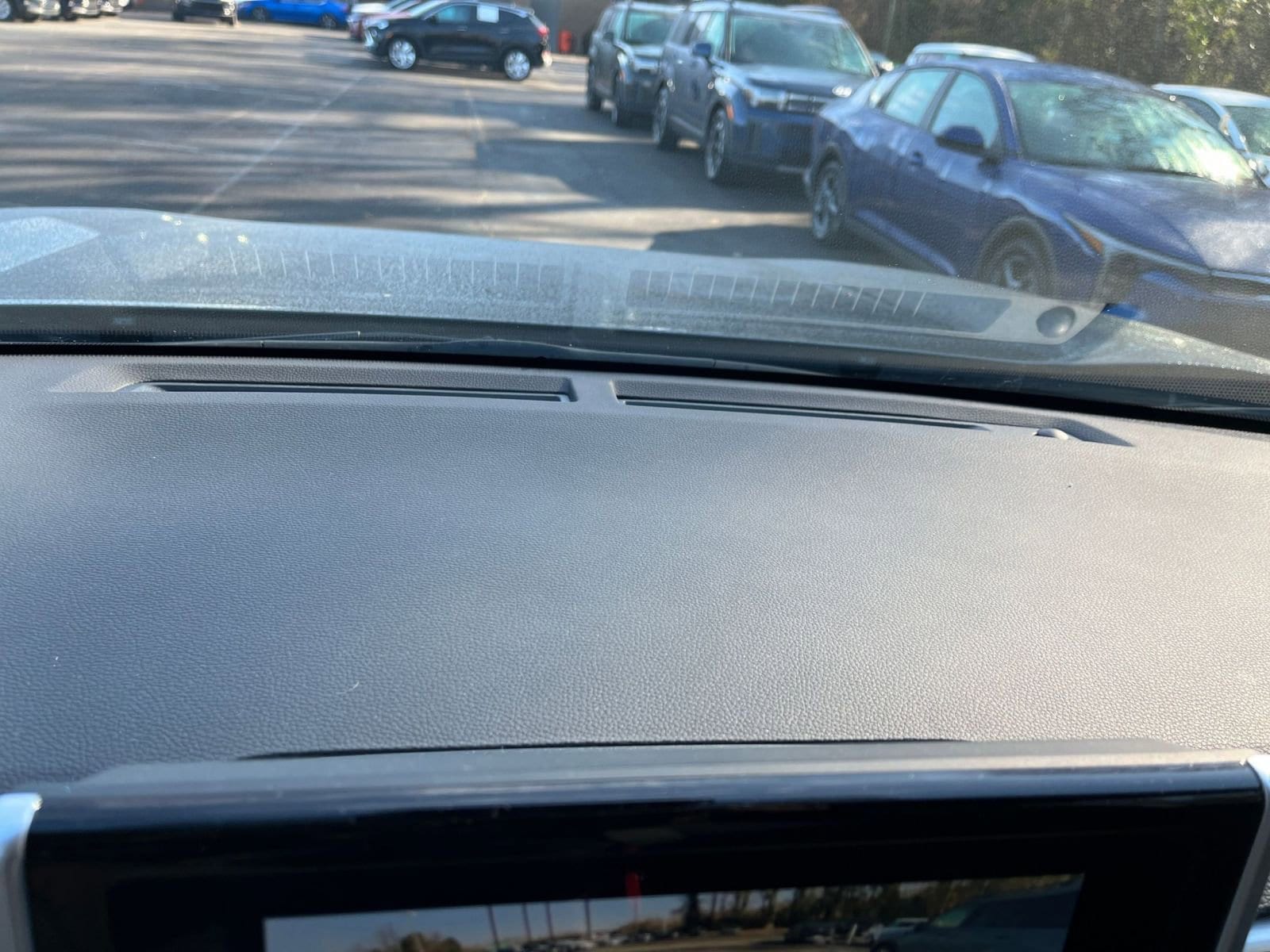 Thumbnail: 2025 Toyota RAV4 - 18