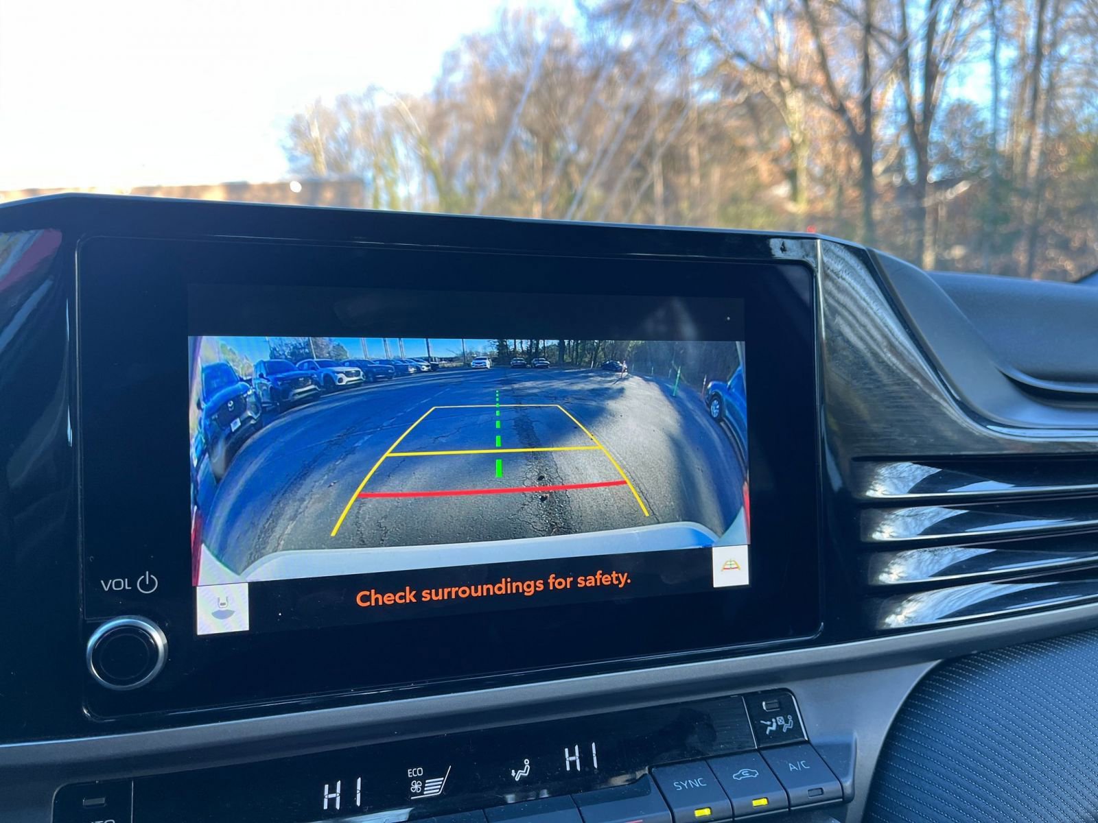 Thumbnail: 2025 Toyota Camry - 22